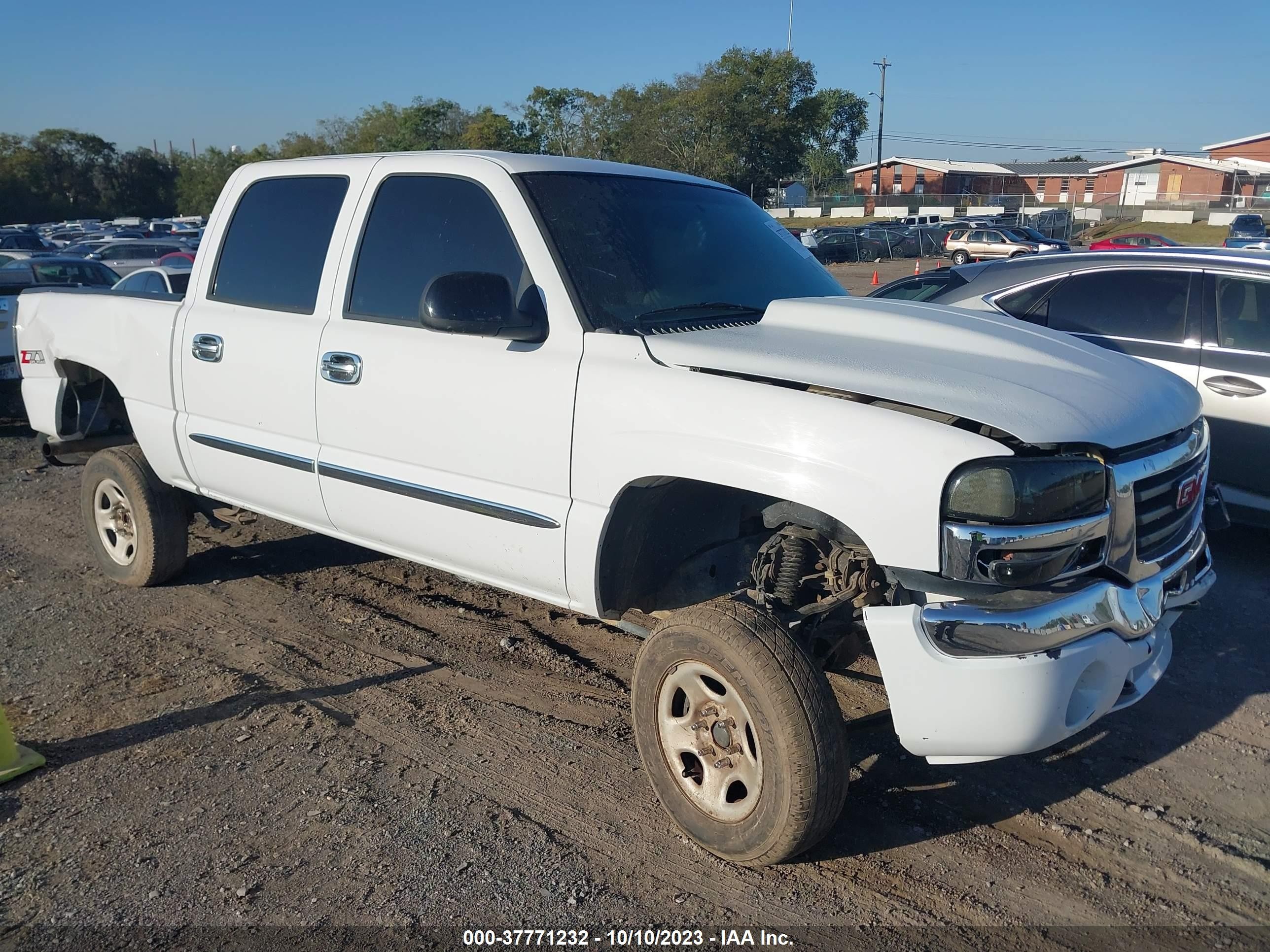 GMC SIERRA 2005 2gtek13t851116005