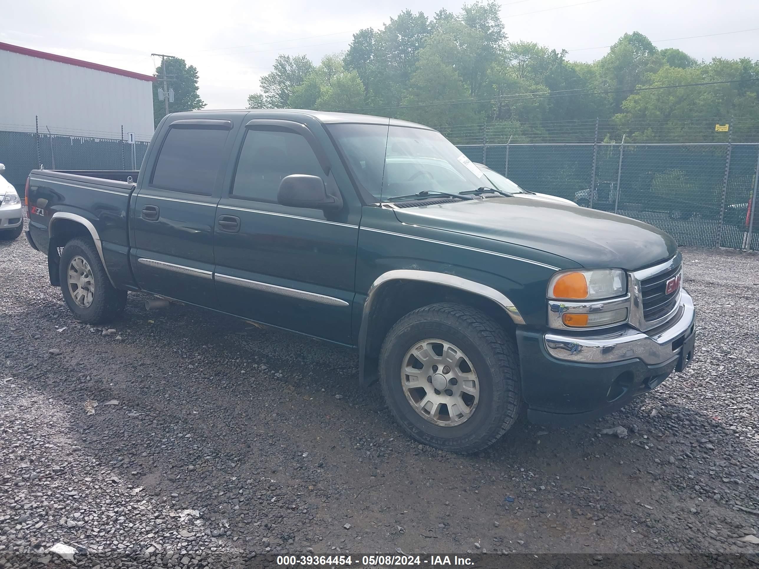 GMC SIERRA 2005 2gtek13t951158327