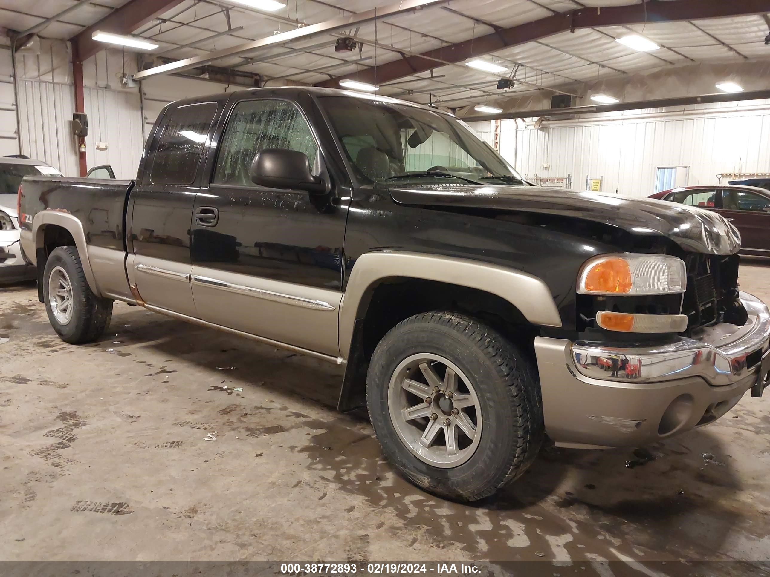 GMC SIERRA 2003 2gtek19t131356551