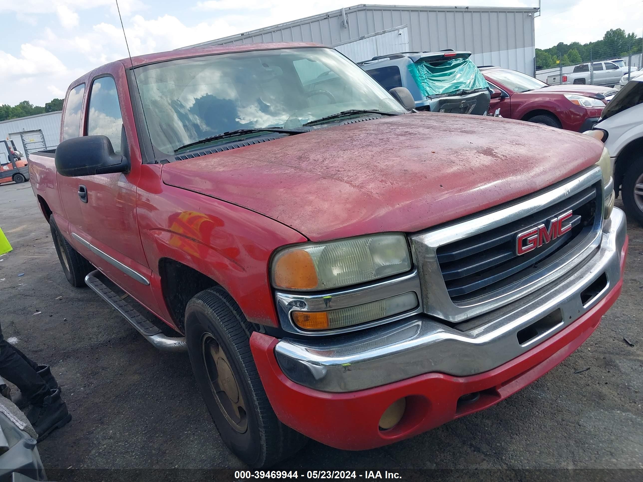 GMC SIERRA 2004 2gtek19t641323045