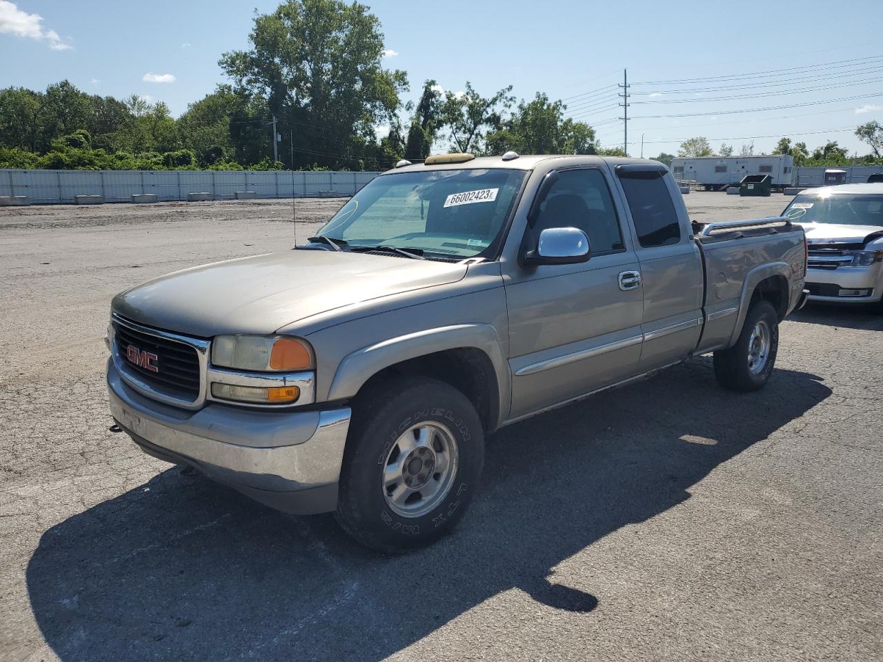 GMC SIERRA 2002 2gtek19t721131906