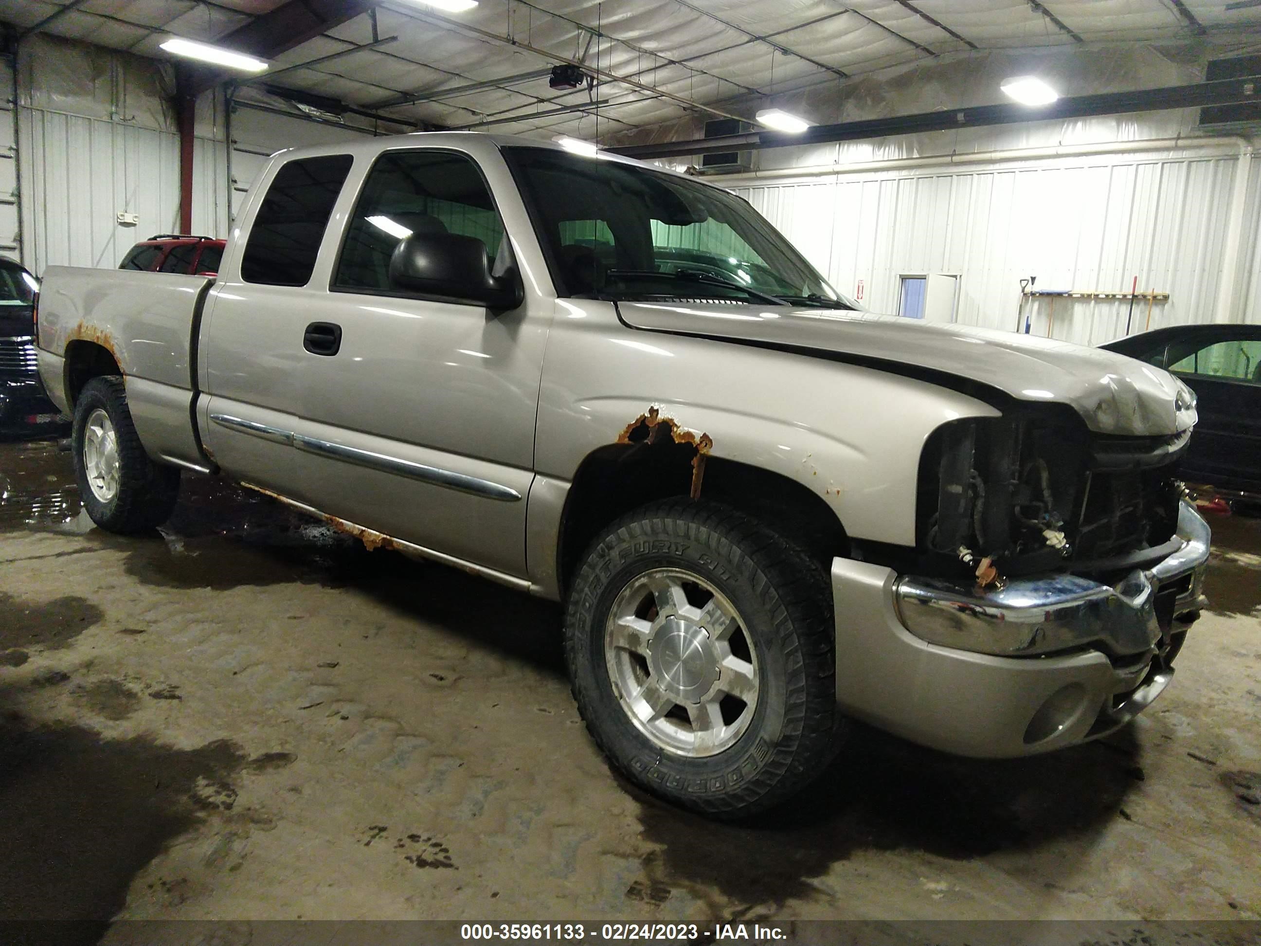 GMC SIERRA 2004 2gtek19t841203893