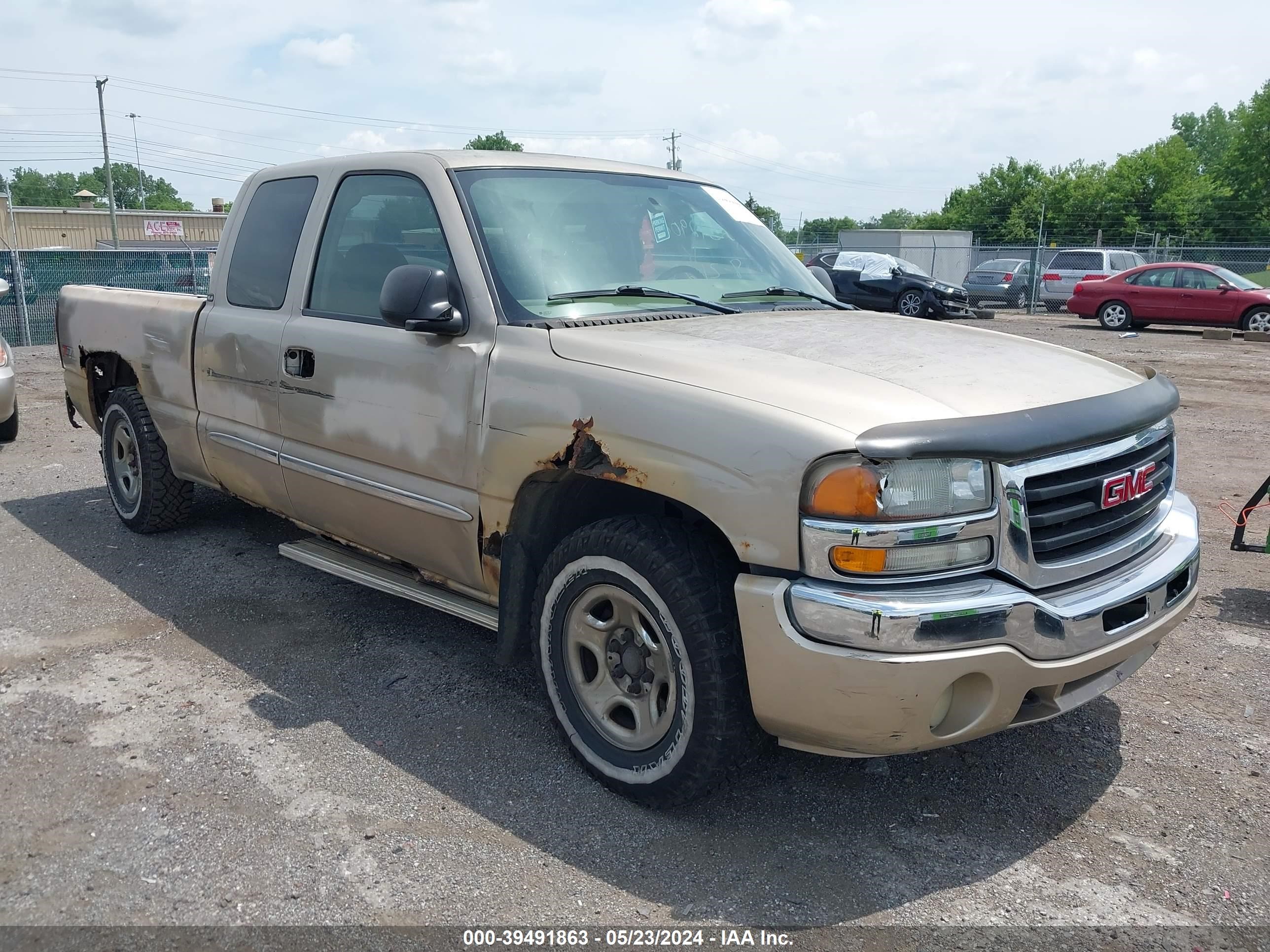 GMC SIERRA 2004 2gtek19t941284211