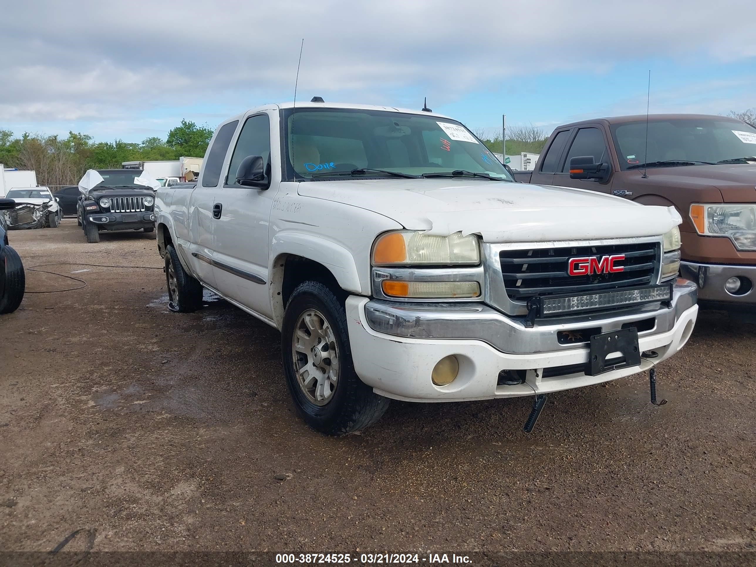 GMC SIERRA 2004 2gtek19tx41185199