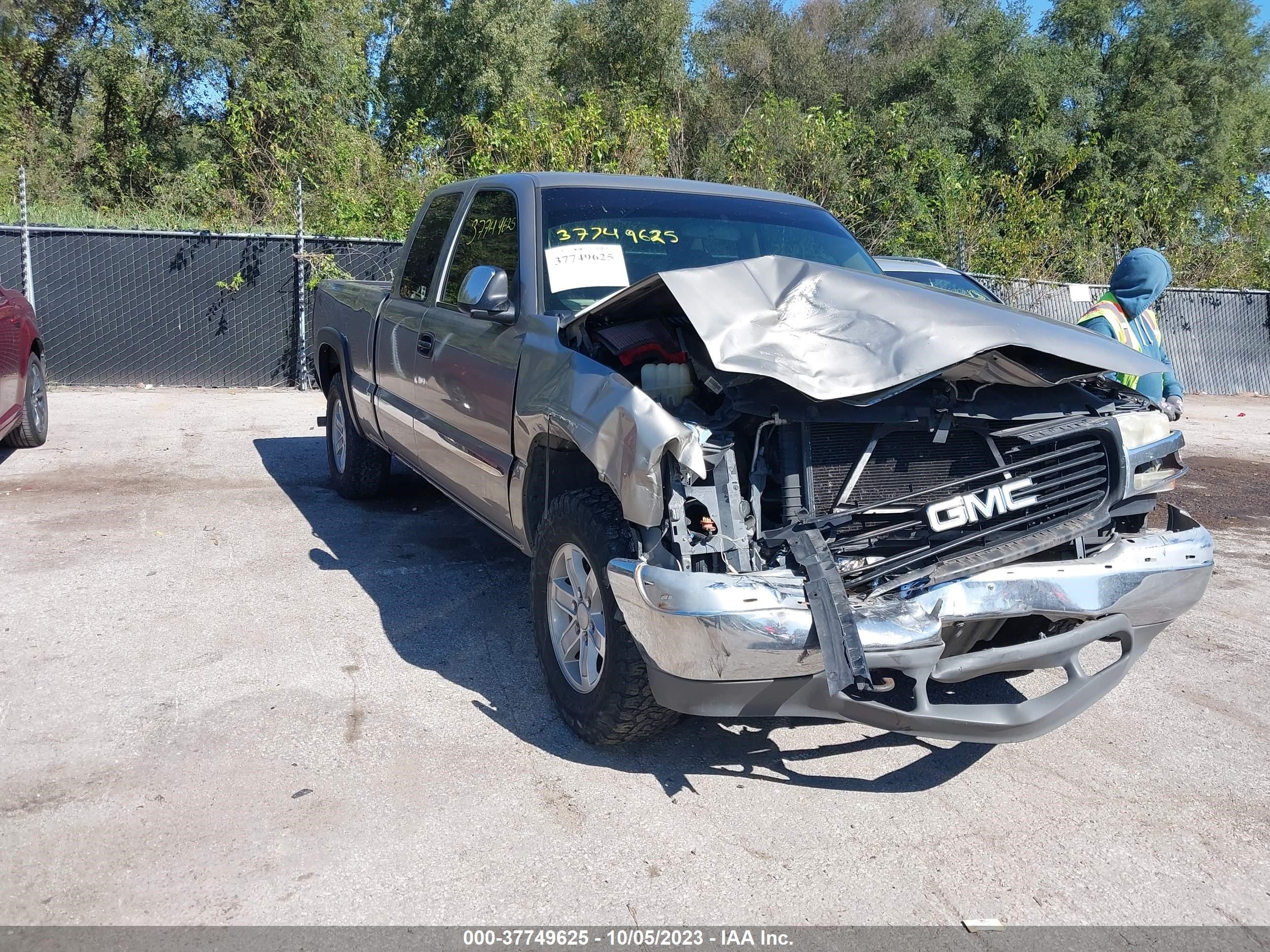 GMC SIERRA 2001 2gtek19v611308283