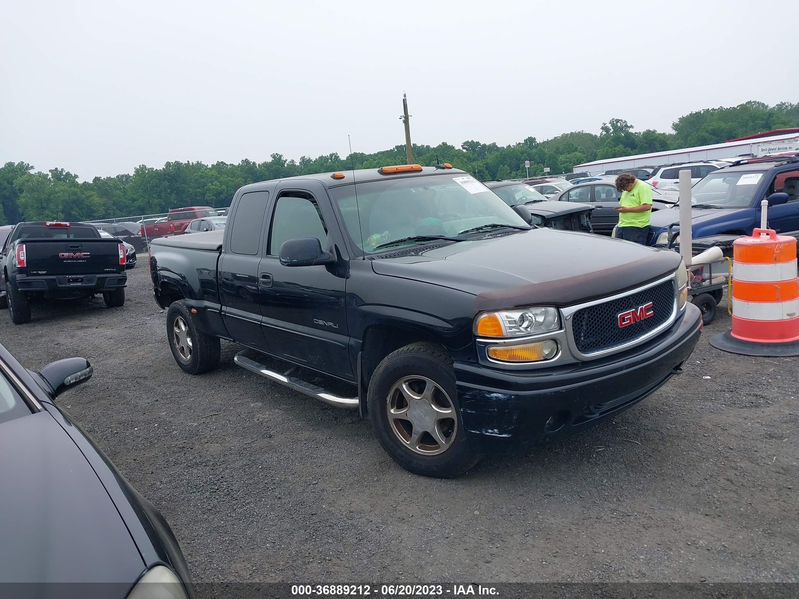 GMC SIERRA 2002 2gtfk69u421405881