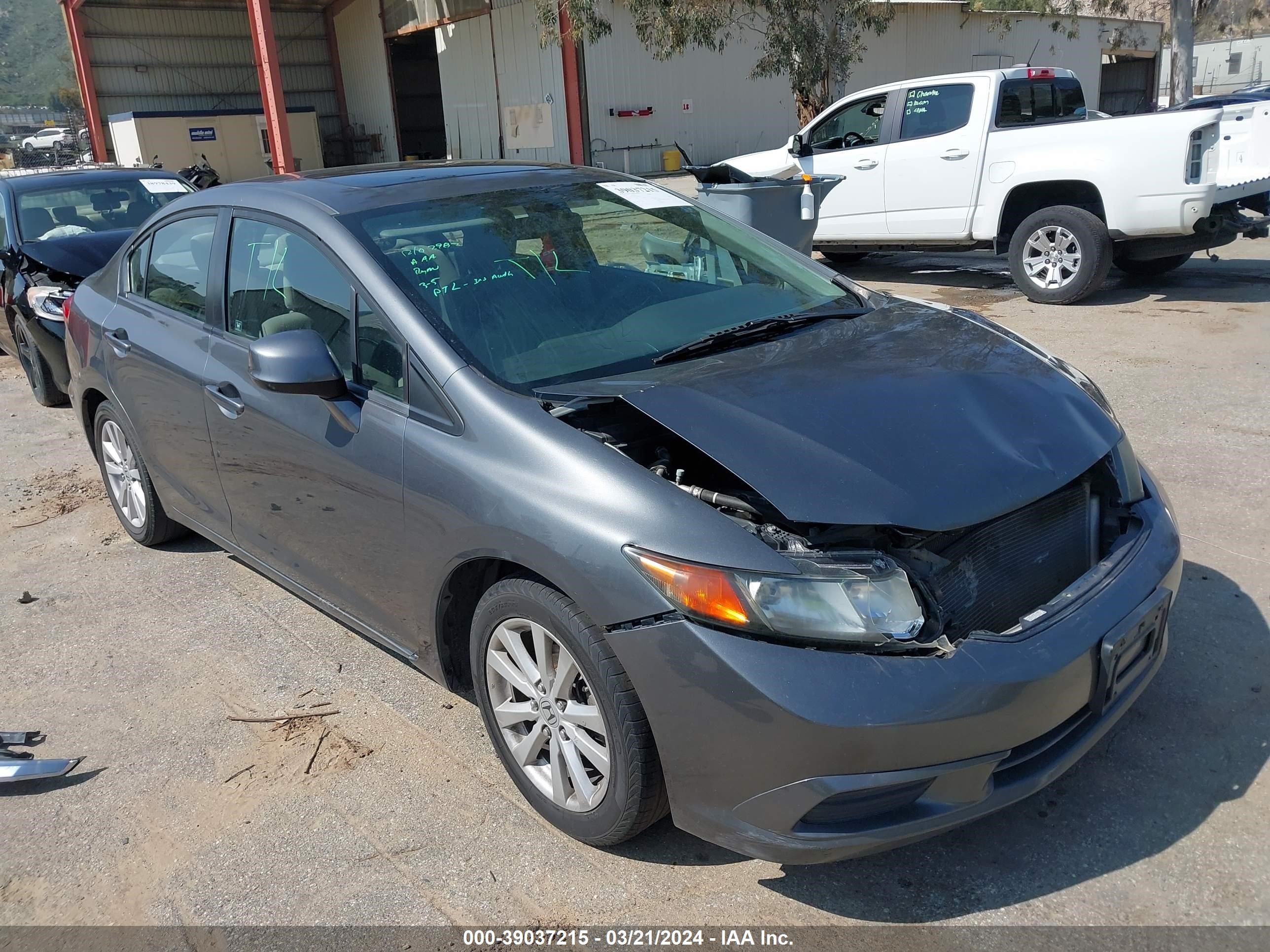 HONDA CIVIC 2012 2hgfb2f82ch317924