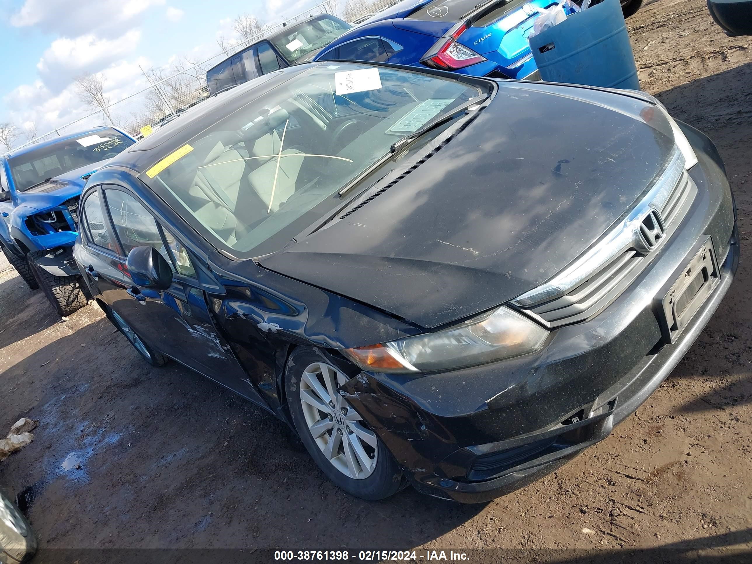 HONDA CIVIC 2012 2hgfb2f83ch511944