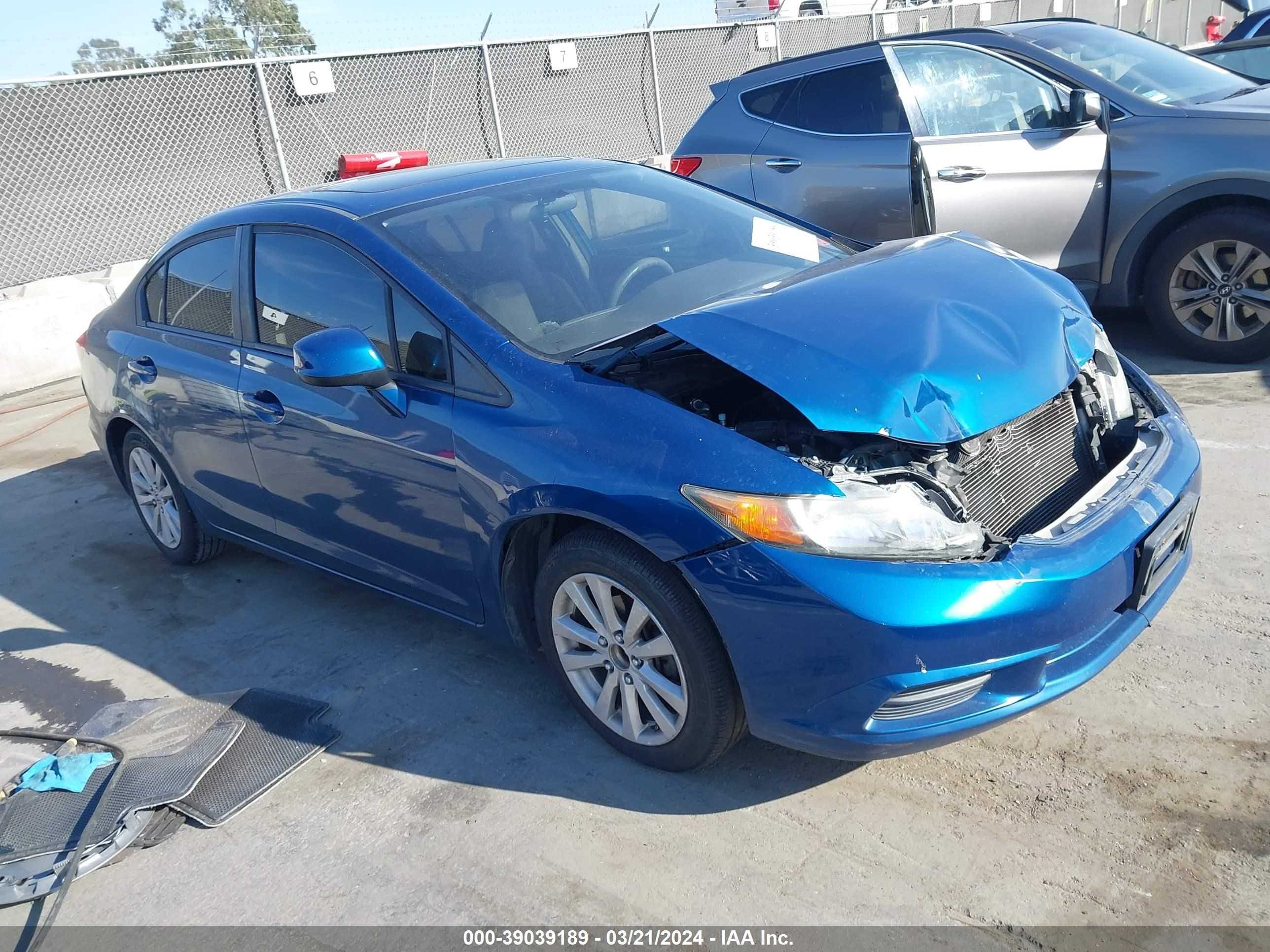 HONDA CIVIC 2012 2hgfb2f83ch541915