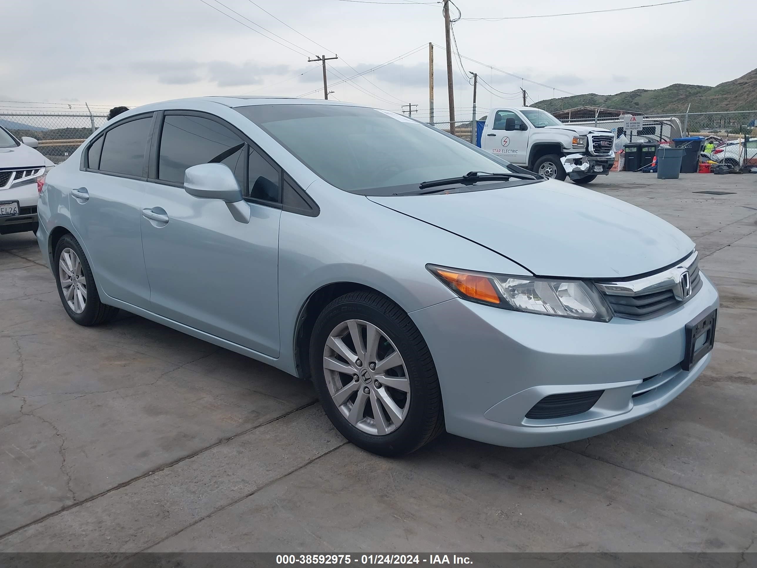 HONDA CIVIC 2012 2hgfb2f92ch573747