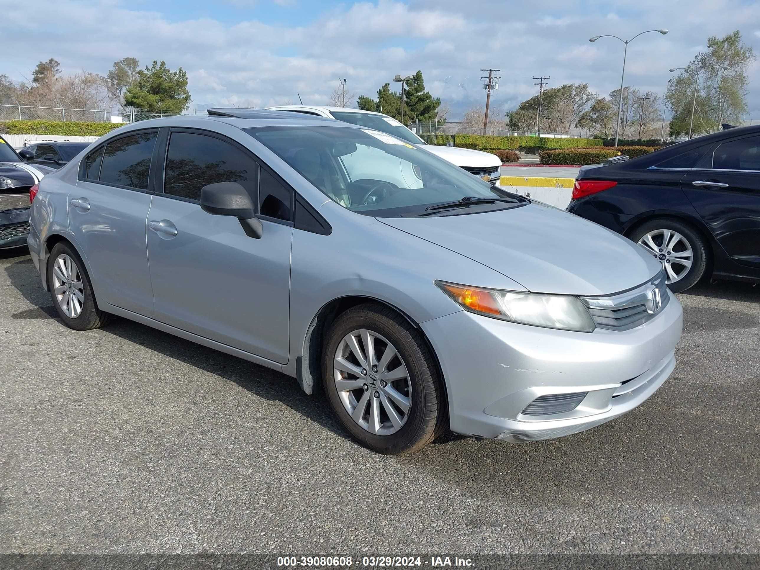 HONDA CIVIC 2012 2hgfb2f96ch525586