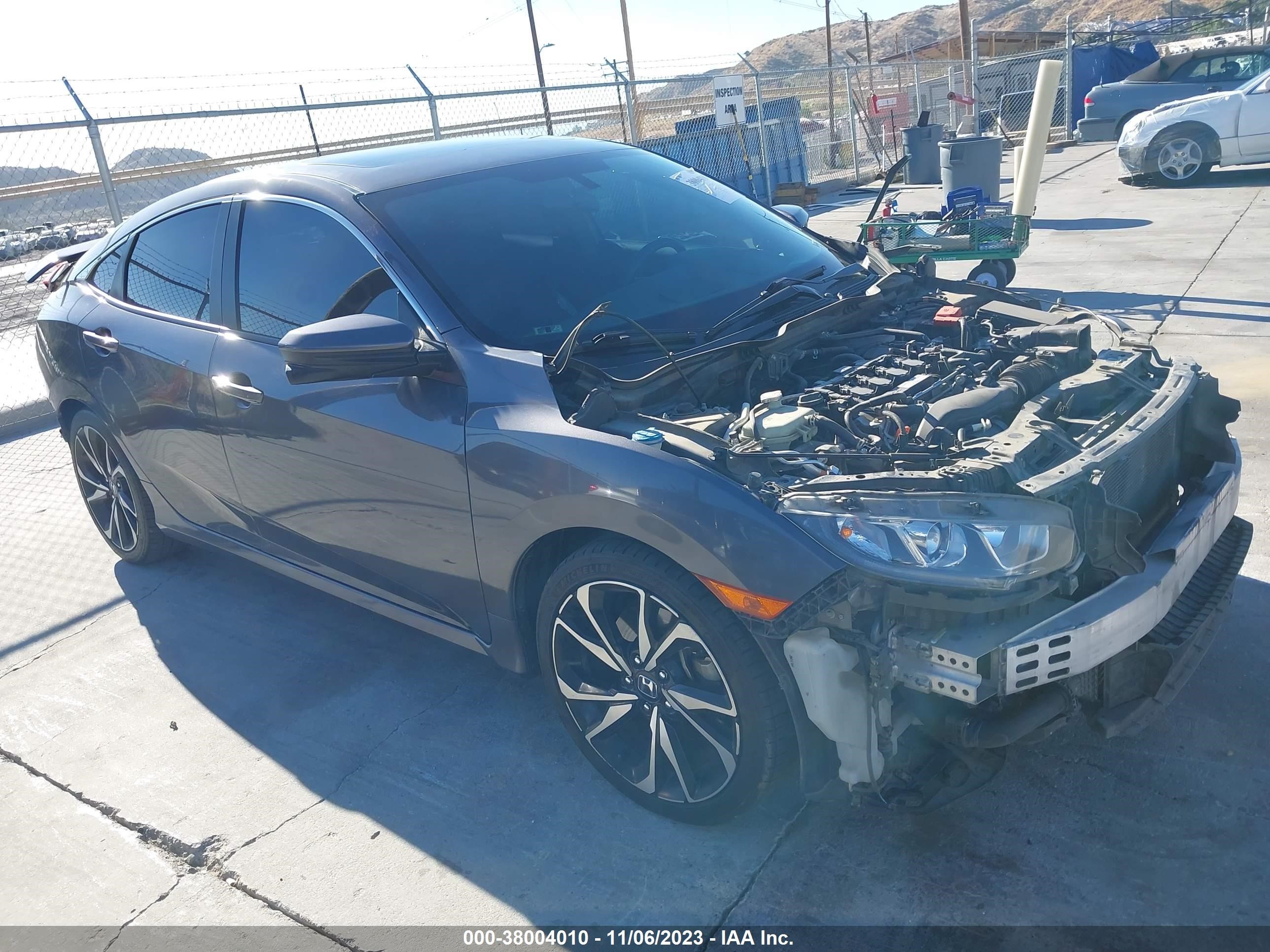 HONDA CIVIC 2018 2hgfc1e59jh708077