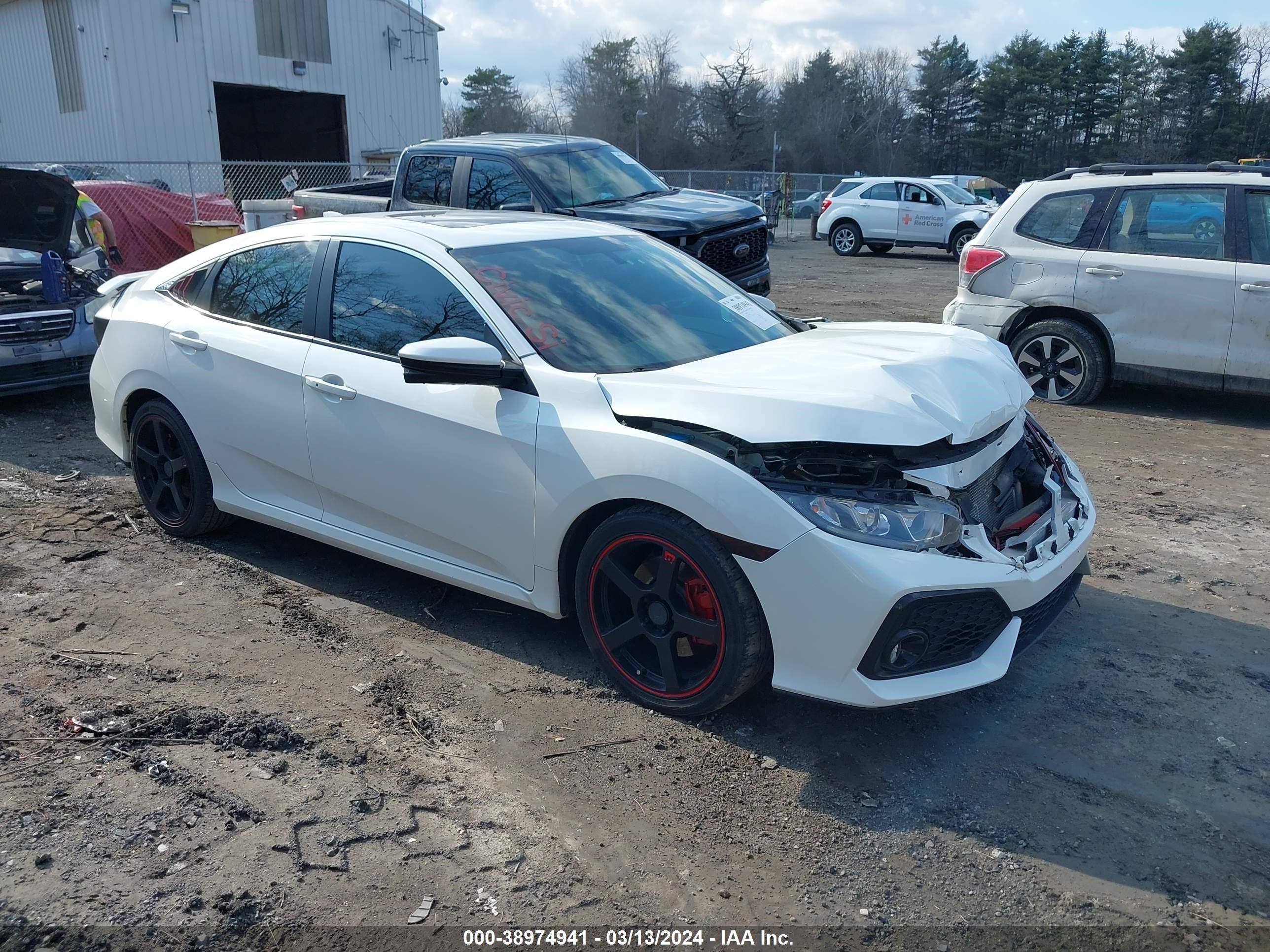 HONDA CIVIC 2018 2hgfc1e5xjh705818