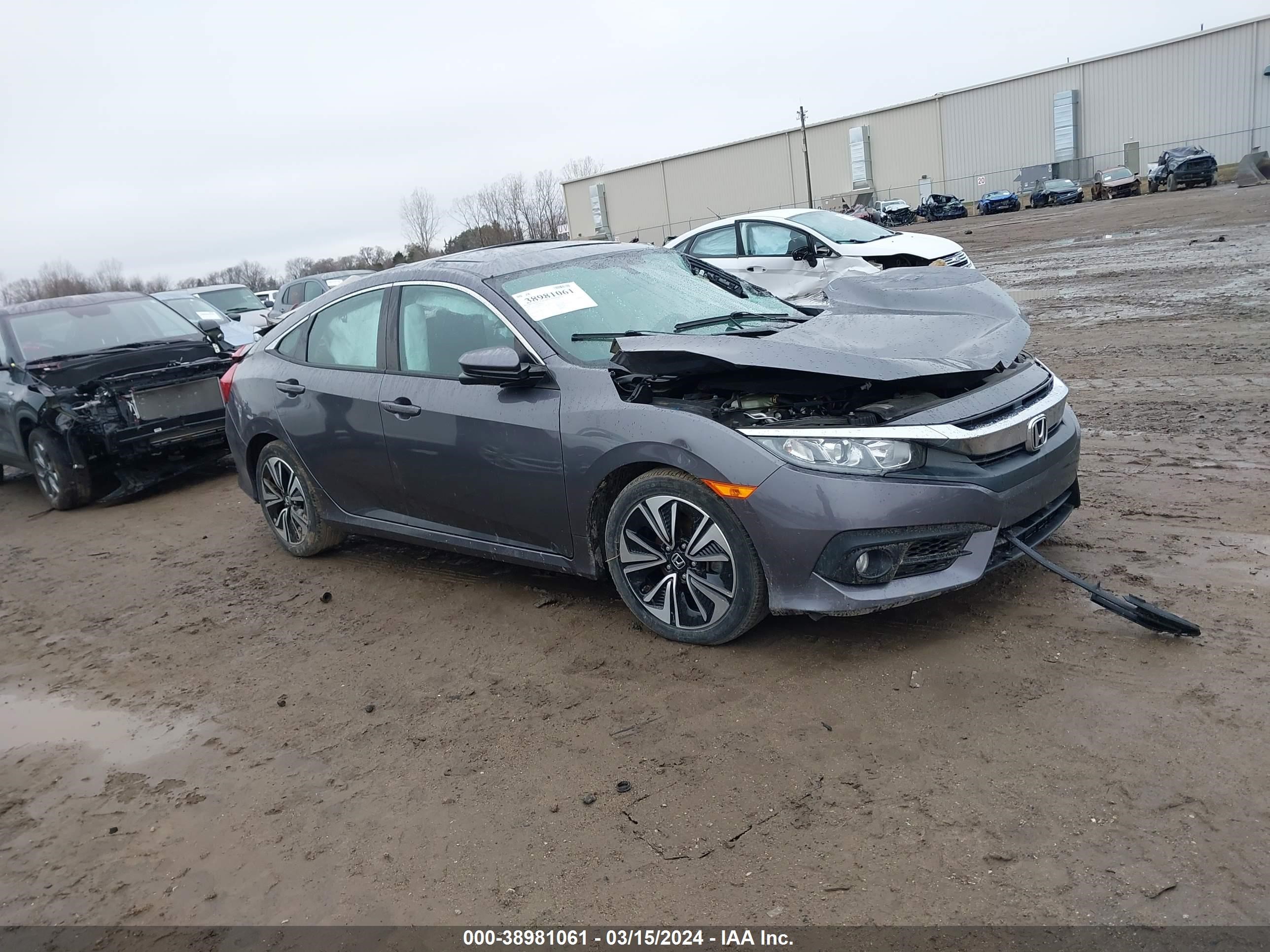 HONDA CIVIC 2018 2hgfc1f31jh644128