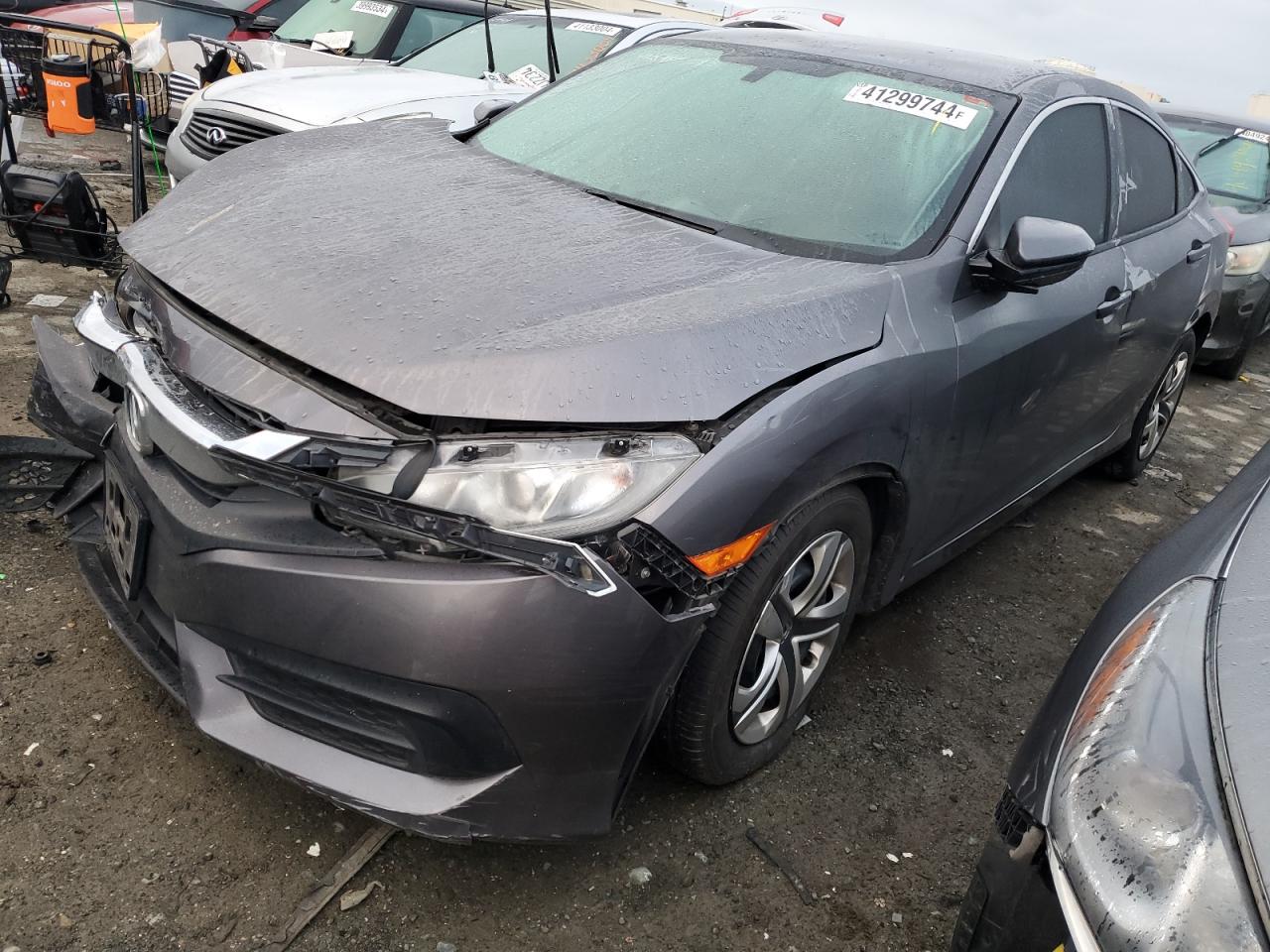 HONDA CIVIC 2018 2hgfc2f52jh526077