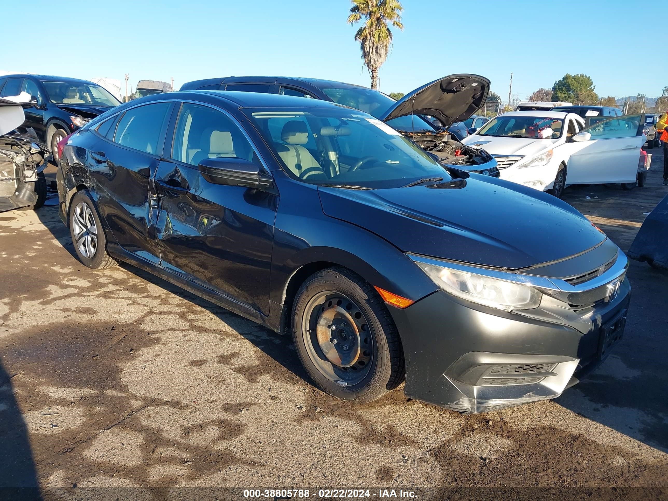 HONDA CIVIC 2018 2hgfc2f53jh500166