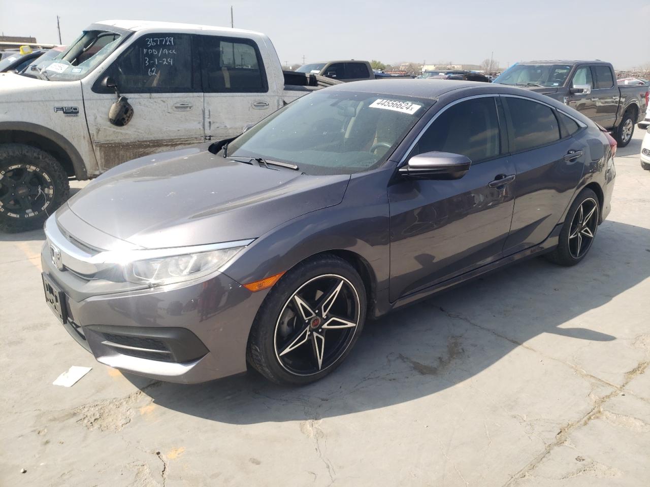 HONDA CIVIC 2017 2hgfc2f55hh546866