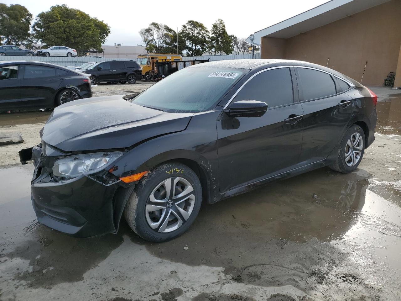 HONDA CIVIC 2018 2hgfc2f56jh607731