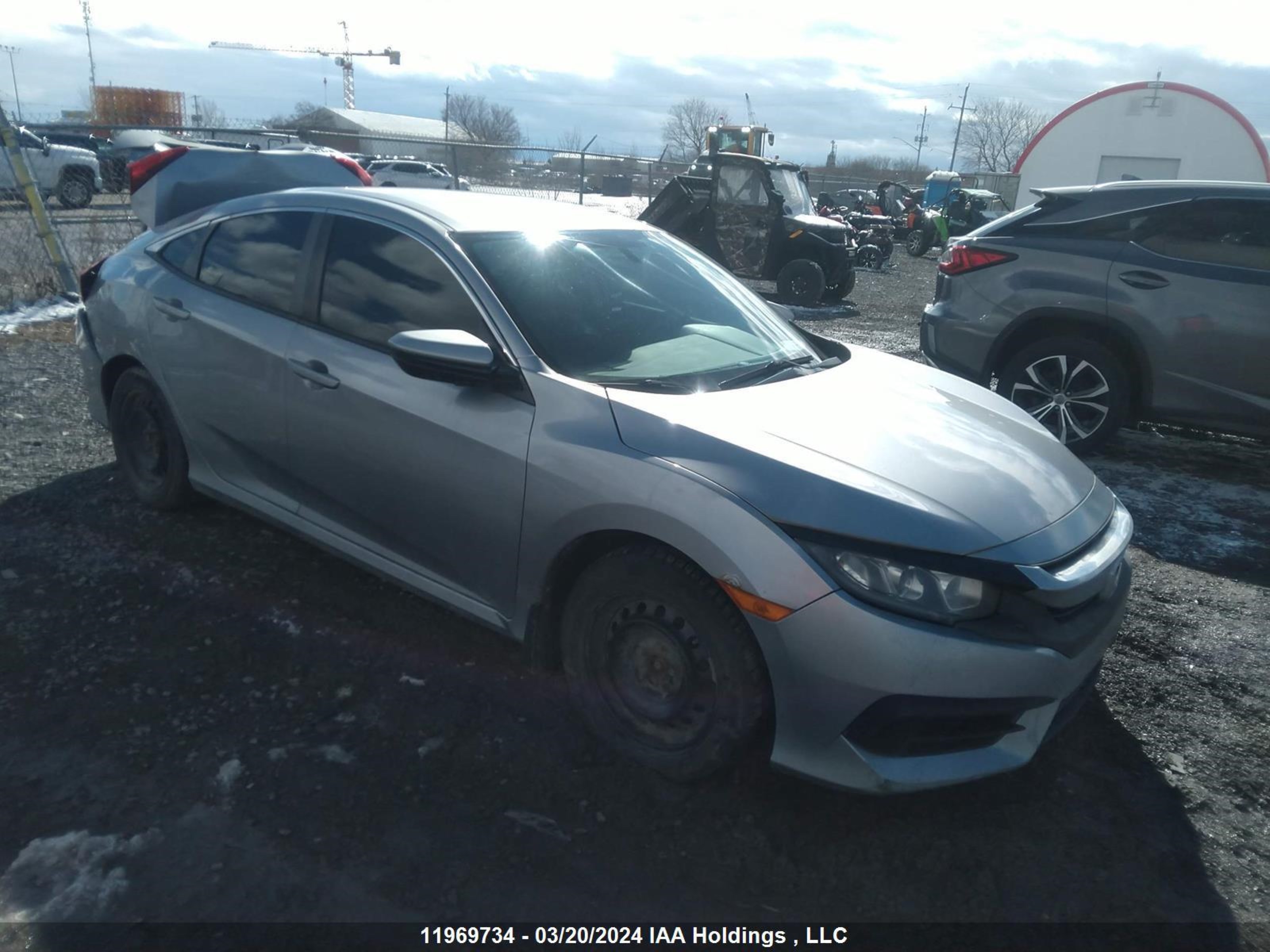 HONDA CIVIC 2018 2hgfc2f58jh012346