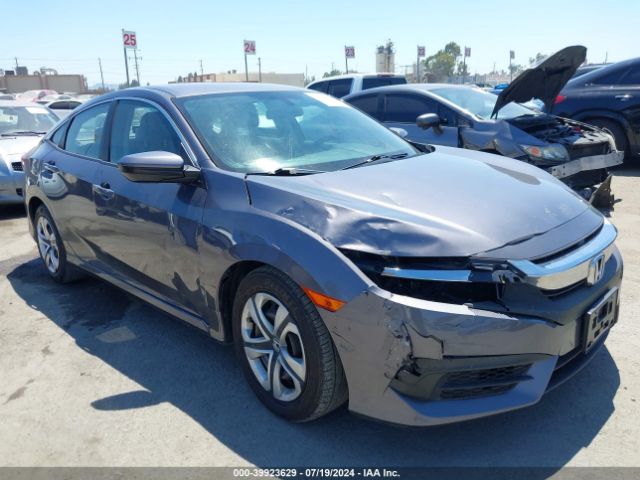 HONDA CIVIC 2018 2hgfc2f58jh517853