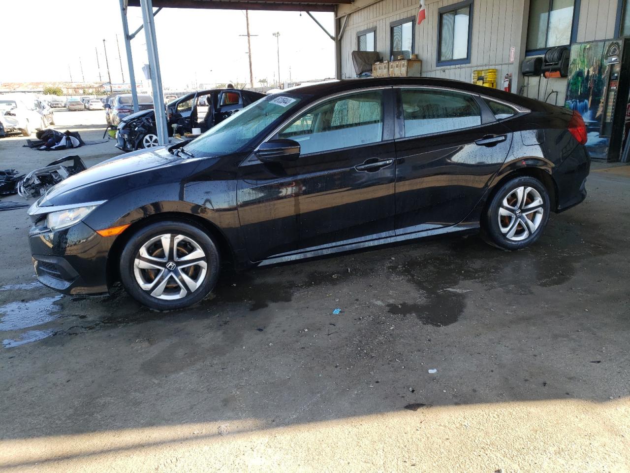 HONDA CIVIC 2018 2hgfc2f59jh545158