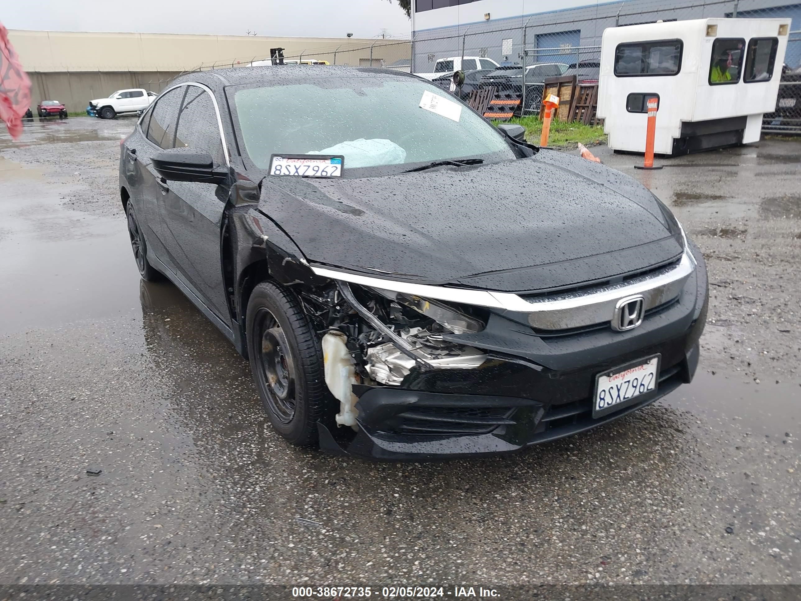 HONDA CIVIC 2018 2hgfc2f5xjh525856