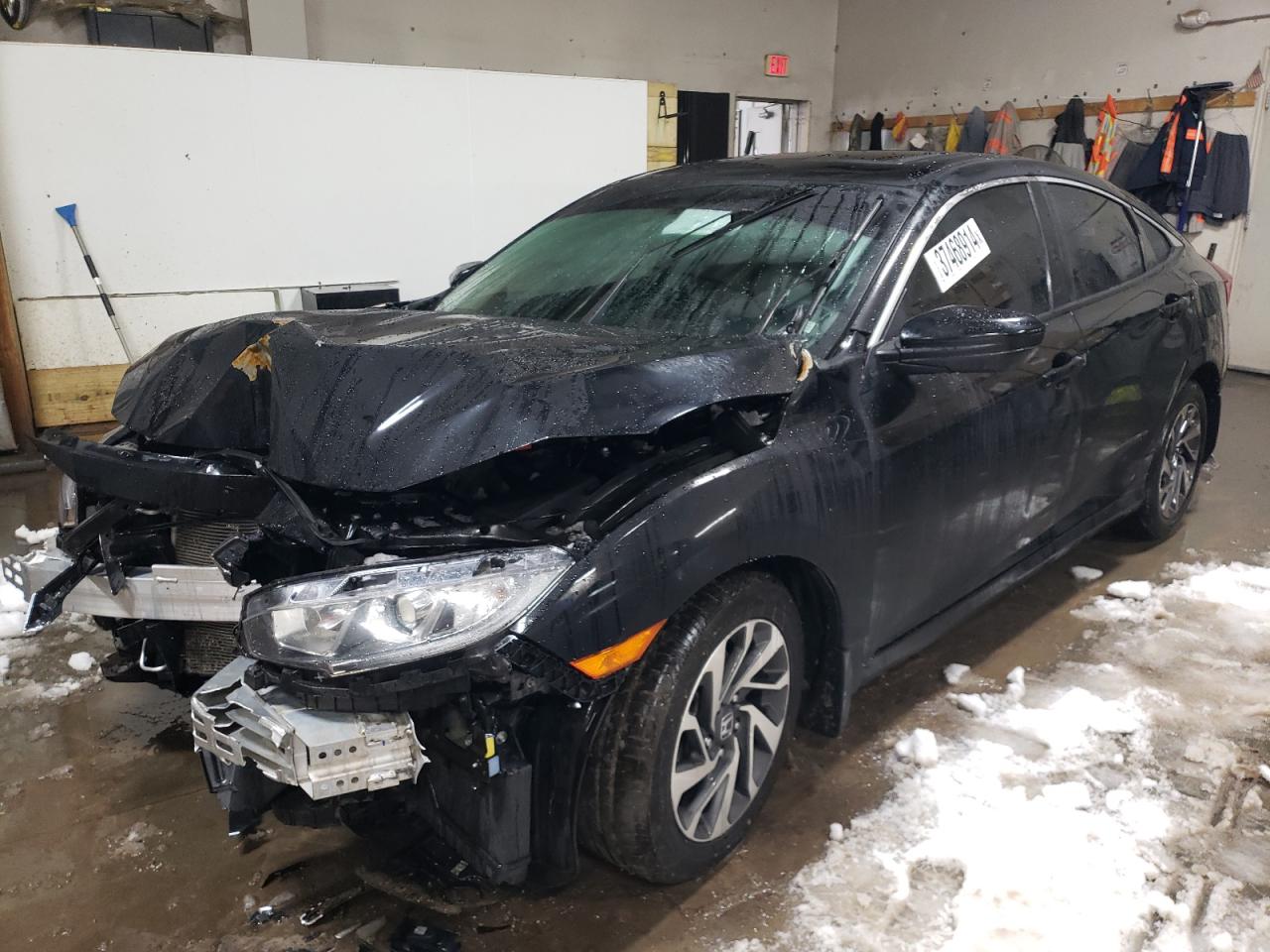 HONDA CIVIC 2018 2hgfc2f73jh595135