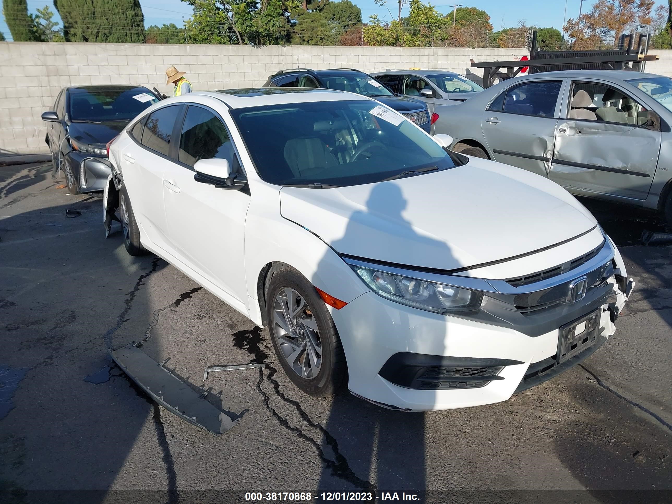 HONDA CIVIC 2018 2hgfc2f74jh507564