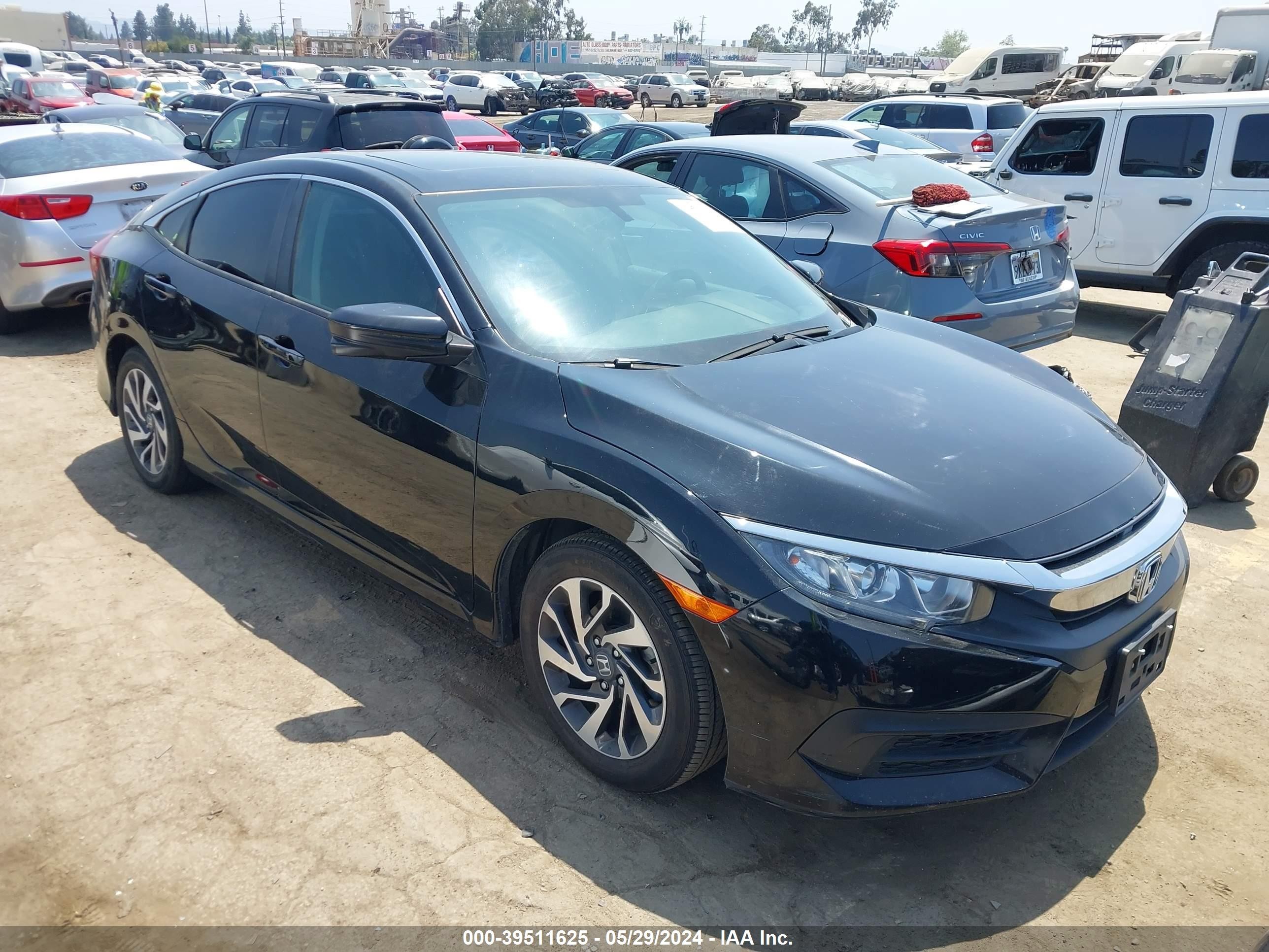 HONDA CIVIC 2018 2hgfc2f74jh543710