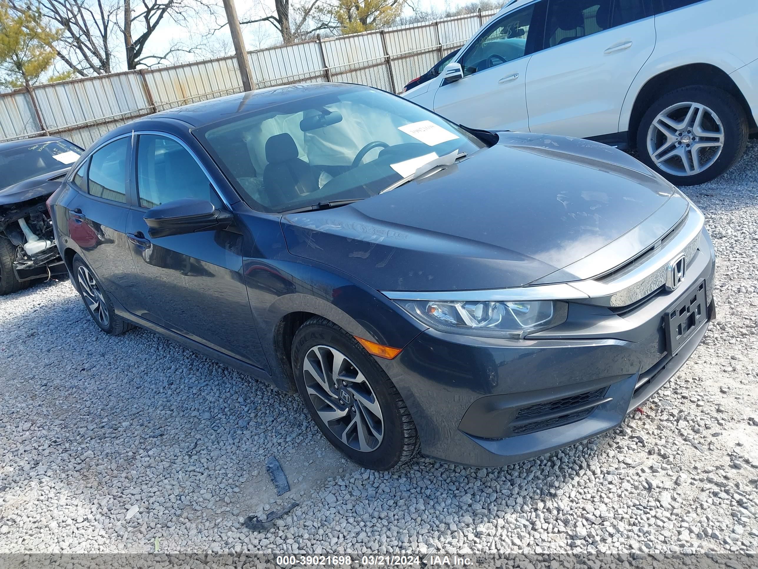 HONDA CIVIC 2018 2hgfc2f75jh606457