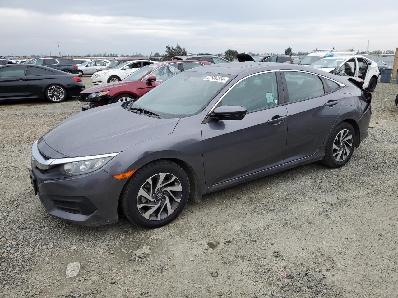 HONDA CIVIC 2018 2hgfc2f77jh519661