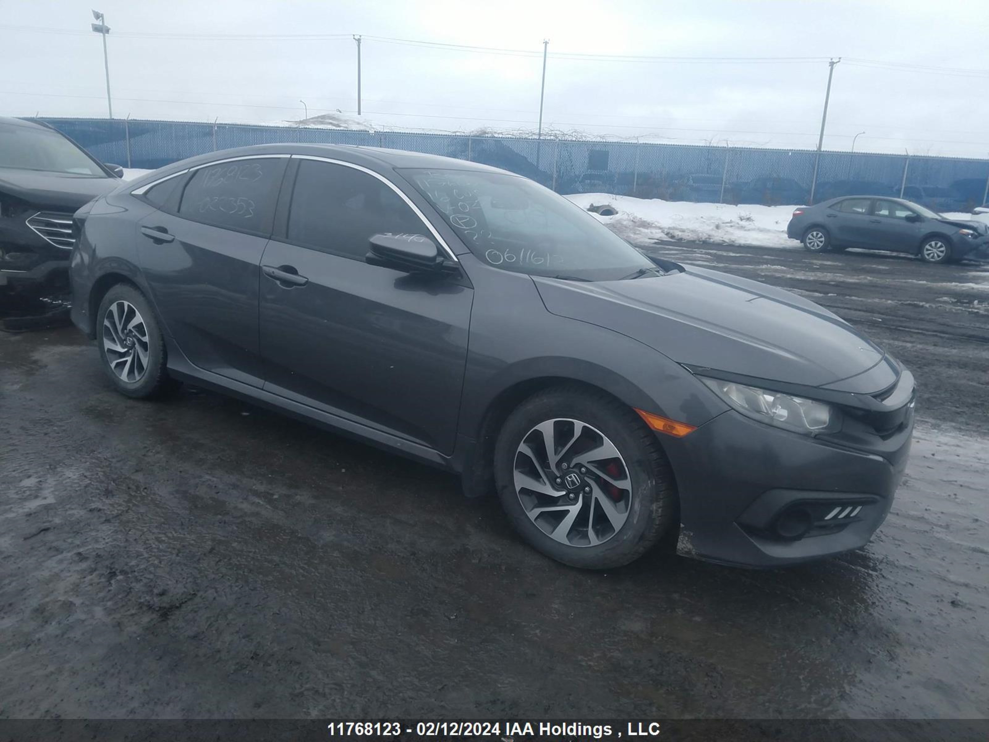 HONDA CIVIC 2016 2hgfc2f78gh022353