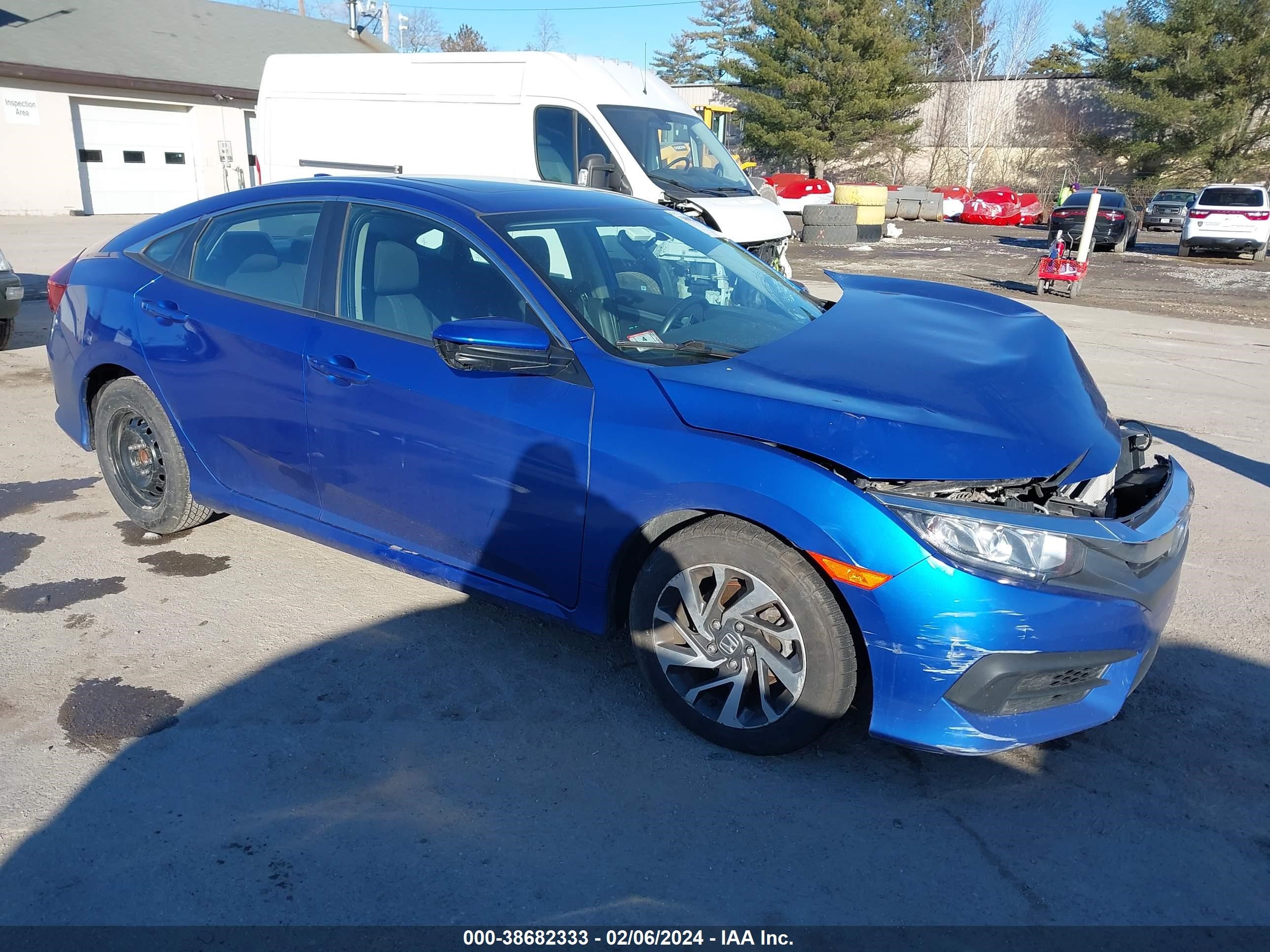 HONDA CIVIC 2018 2hgfc2f78jh523962