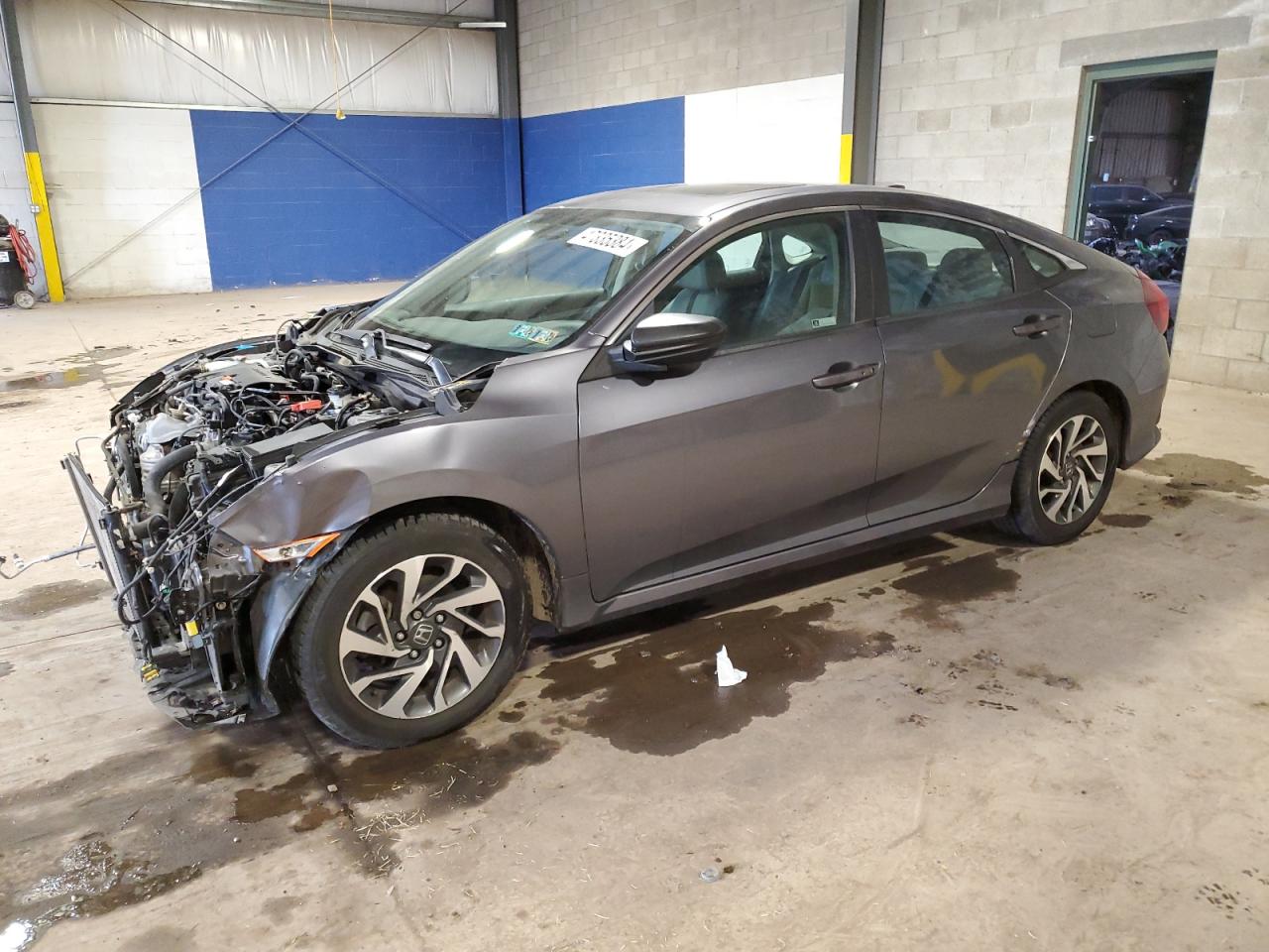 HONDA CIVIC 2018 2hgfc2f78jh599990