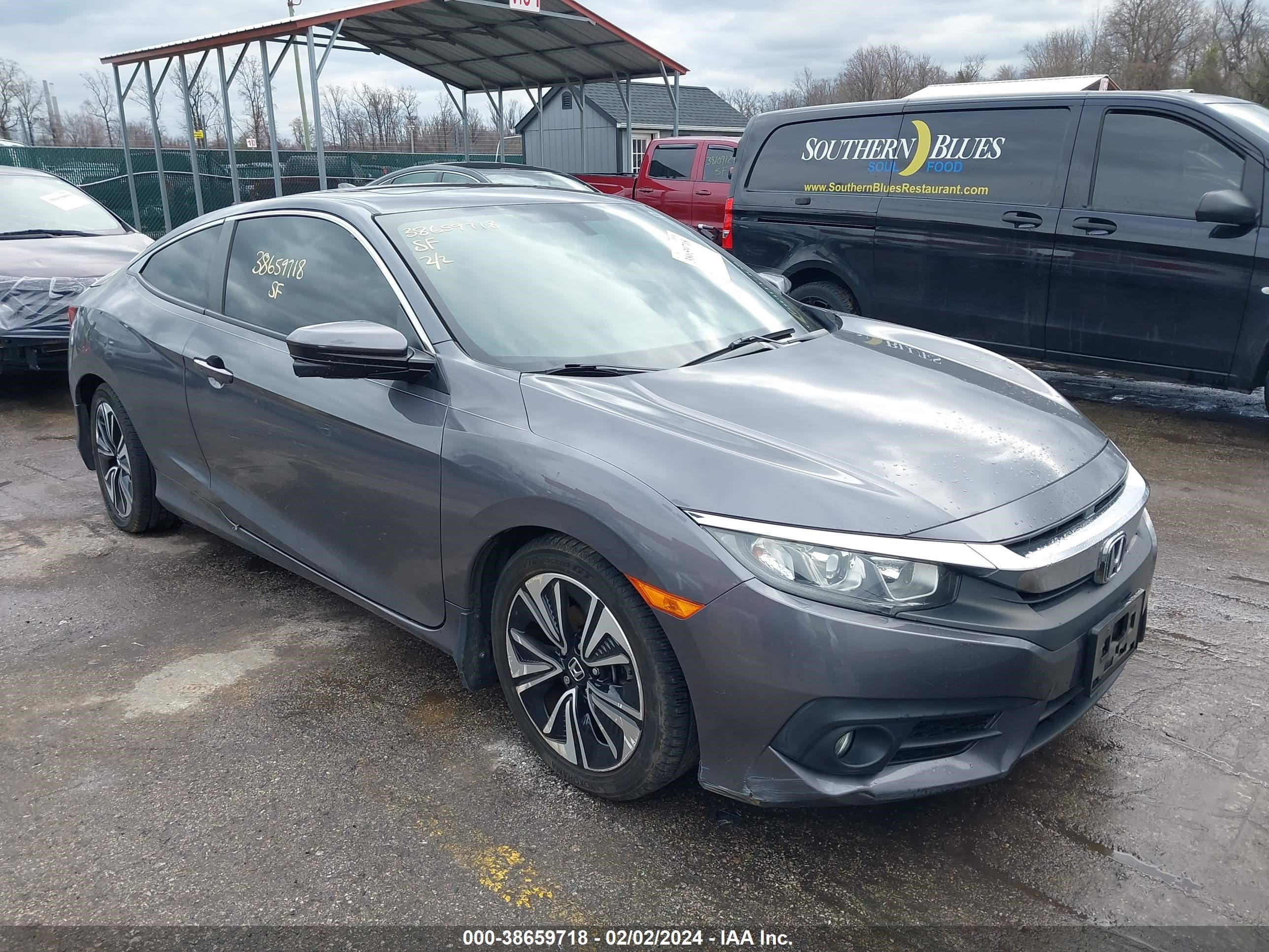 HONDA CIVIC 2018 2hgfc3b30jh357381