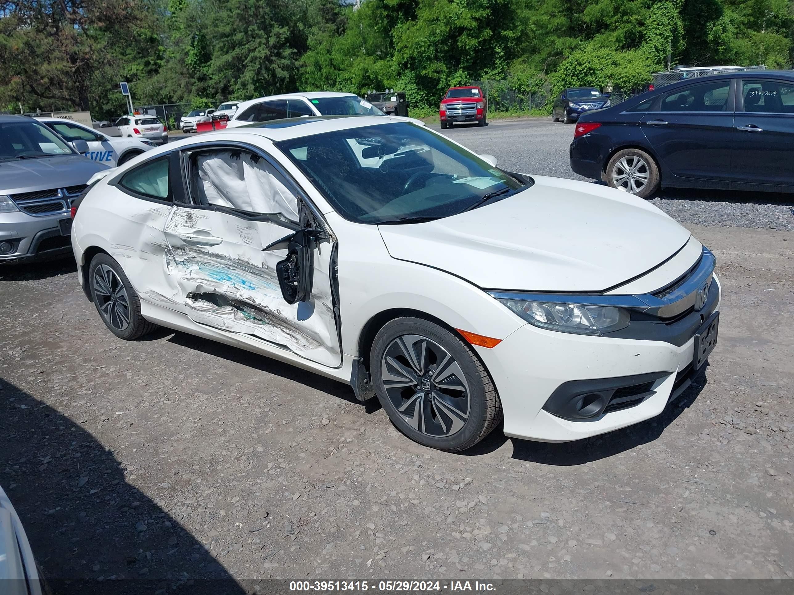 HONDA CIVIC 2018 2hgfc3b34jh353382