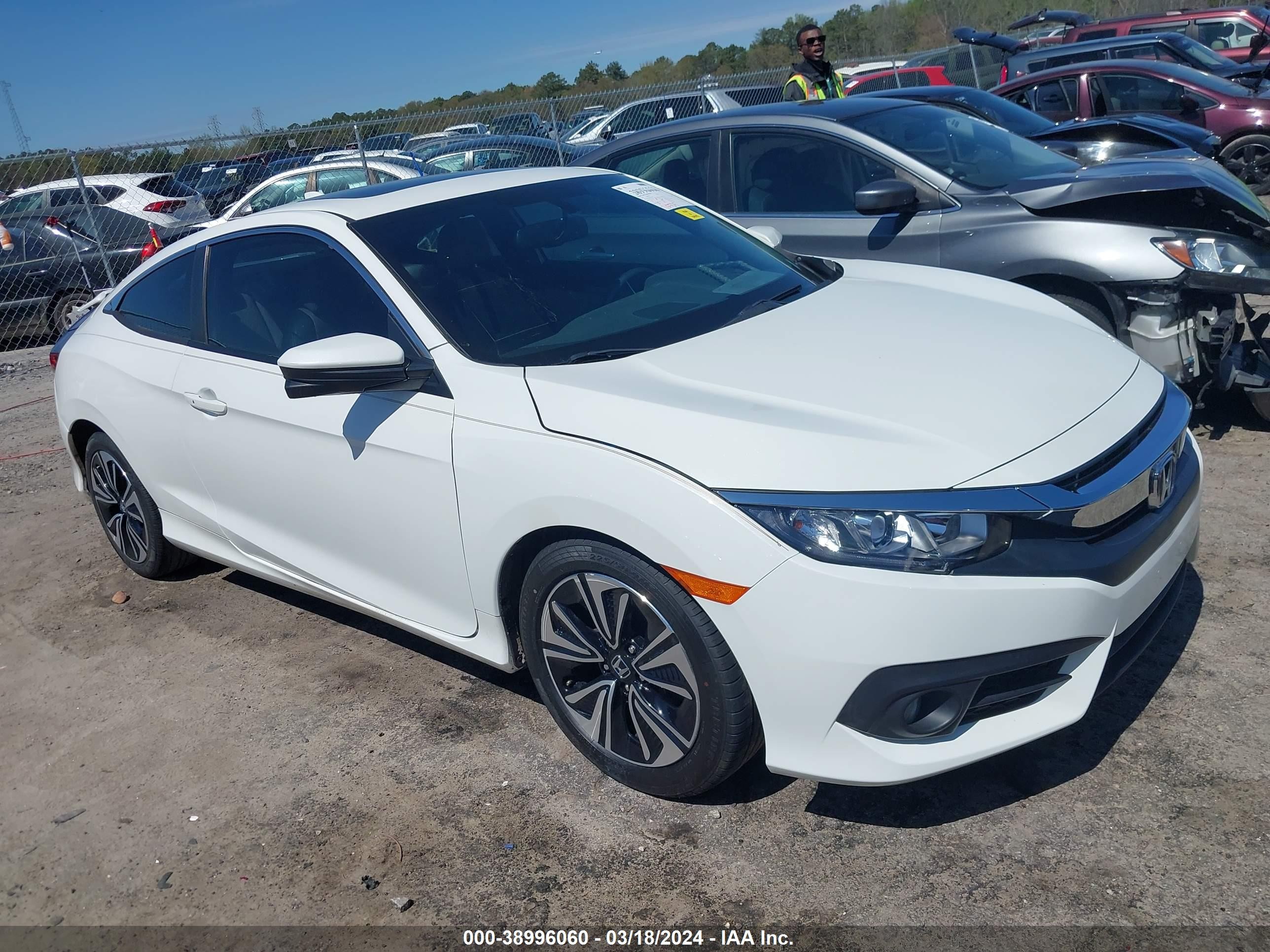 HONDA CIVIC 2016 2hgfc3b74gh350431