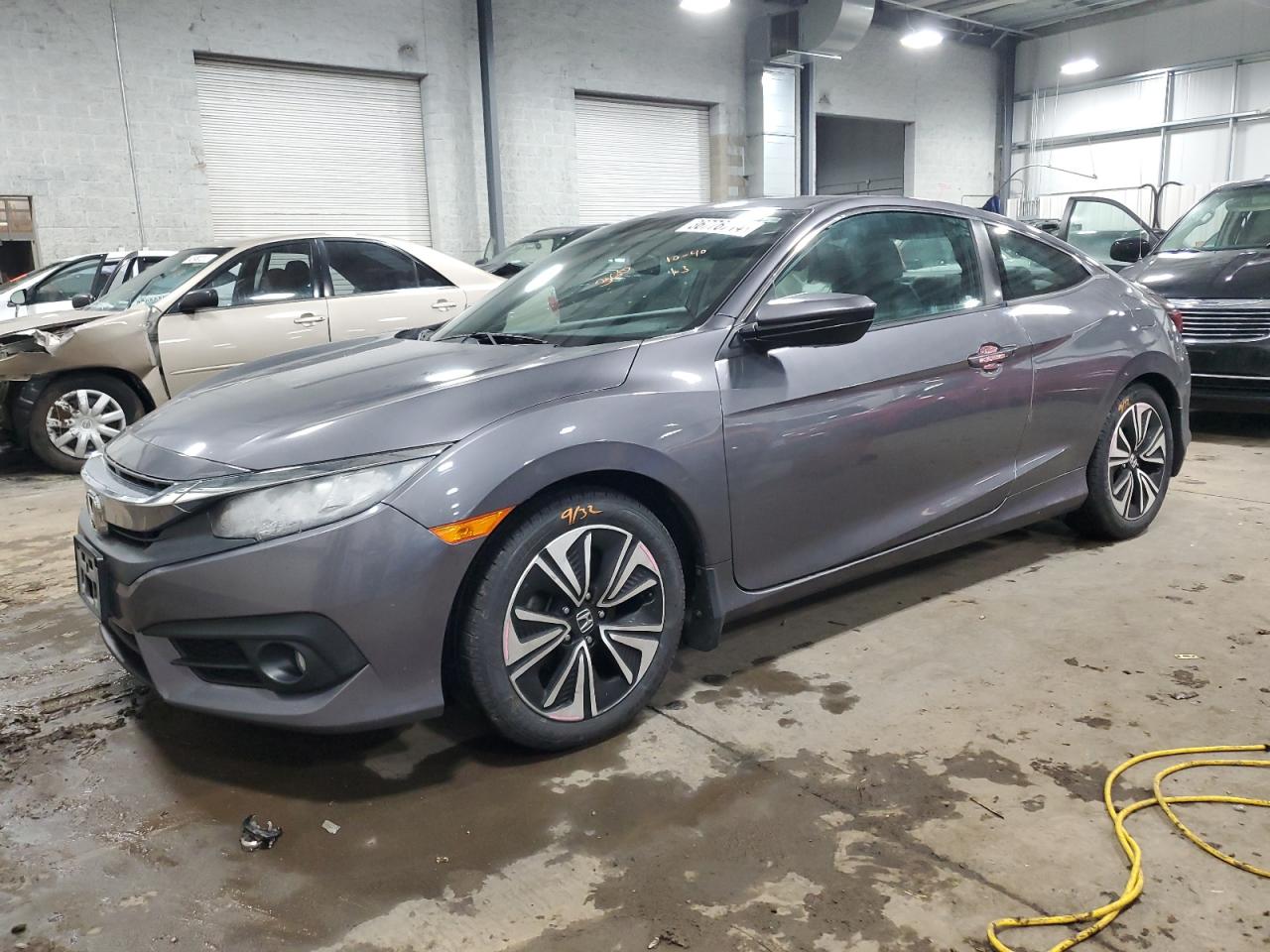 HONDA CIVIC 2016 2hgfc3b77gh362234