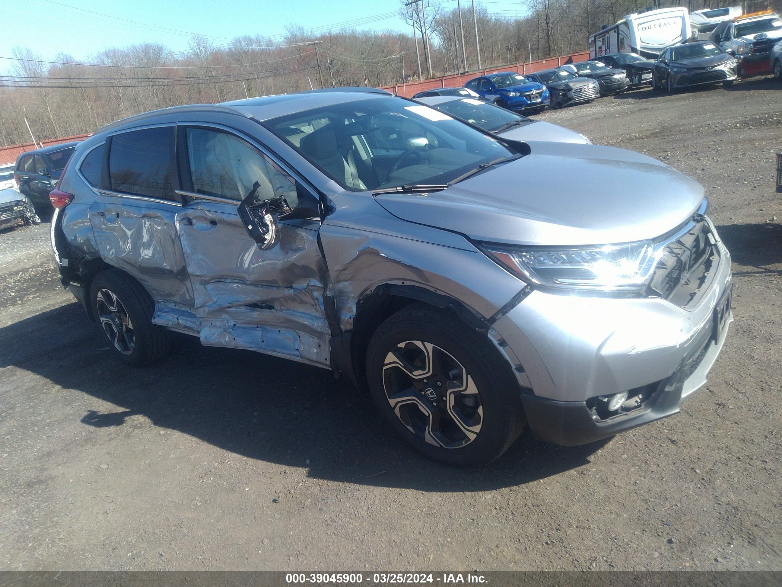 HONDA CR-V 2017 2hkrw2h90hh612511