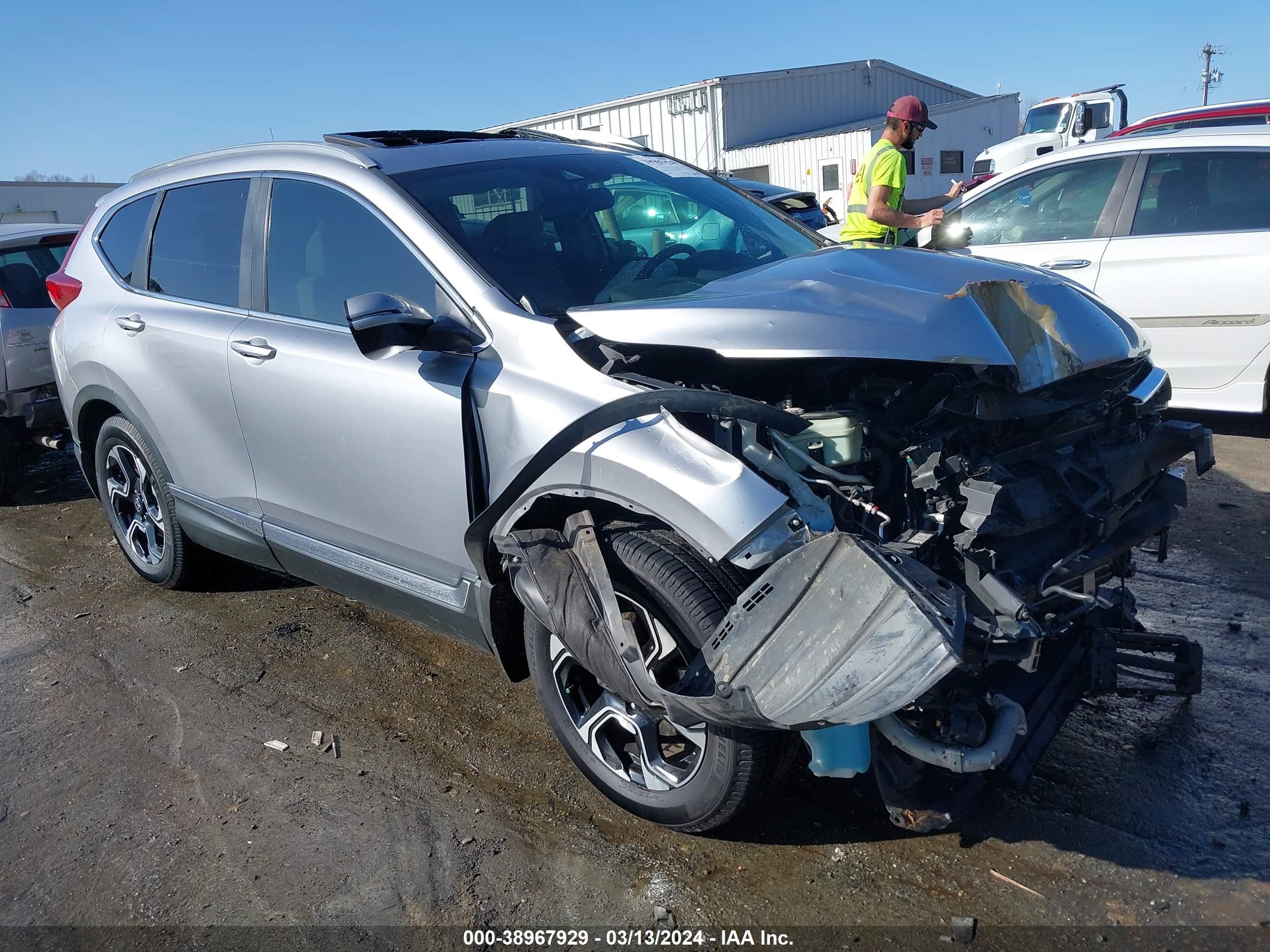 HONDA CR-V 2018 2hkrw2h94jh641726