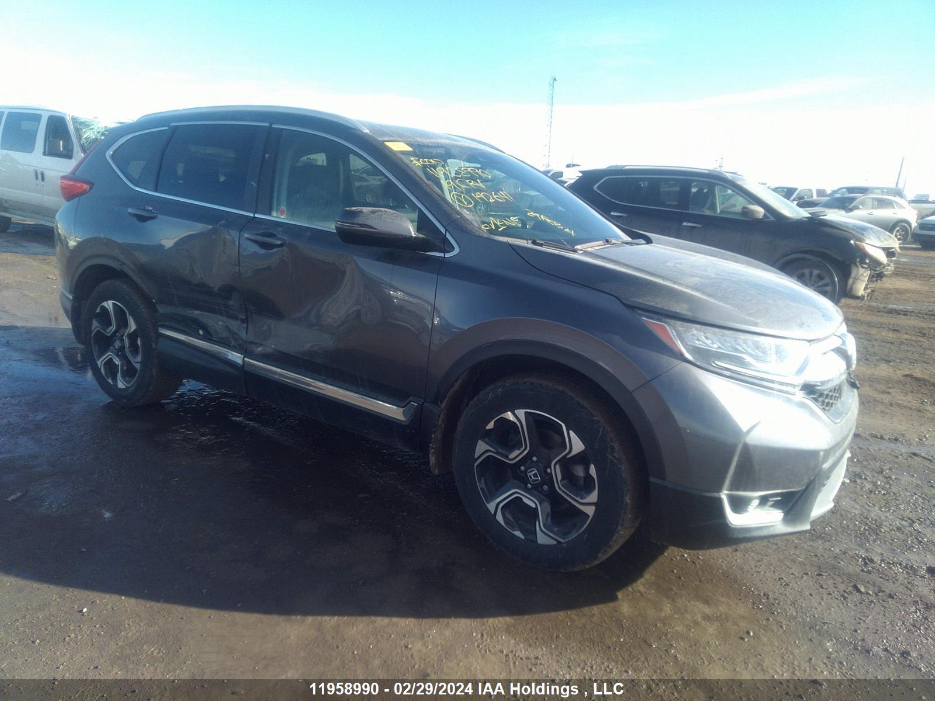 HONDA CR-V 2019 2hkrw2h98kh142641