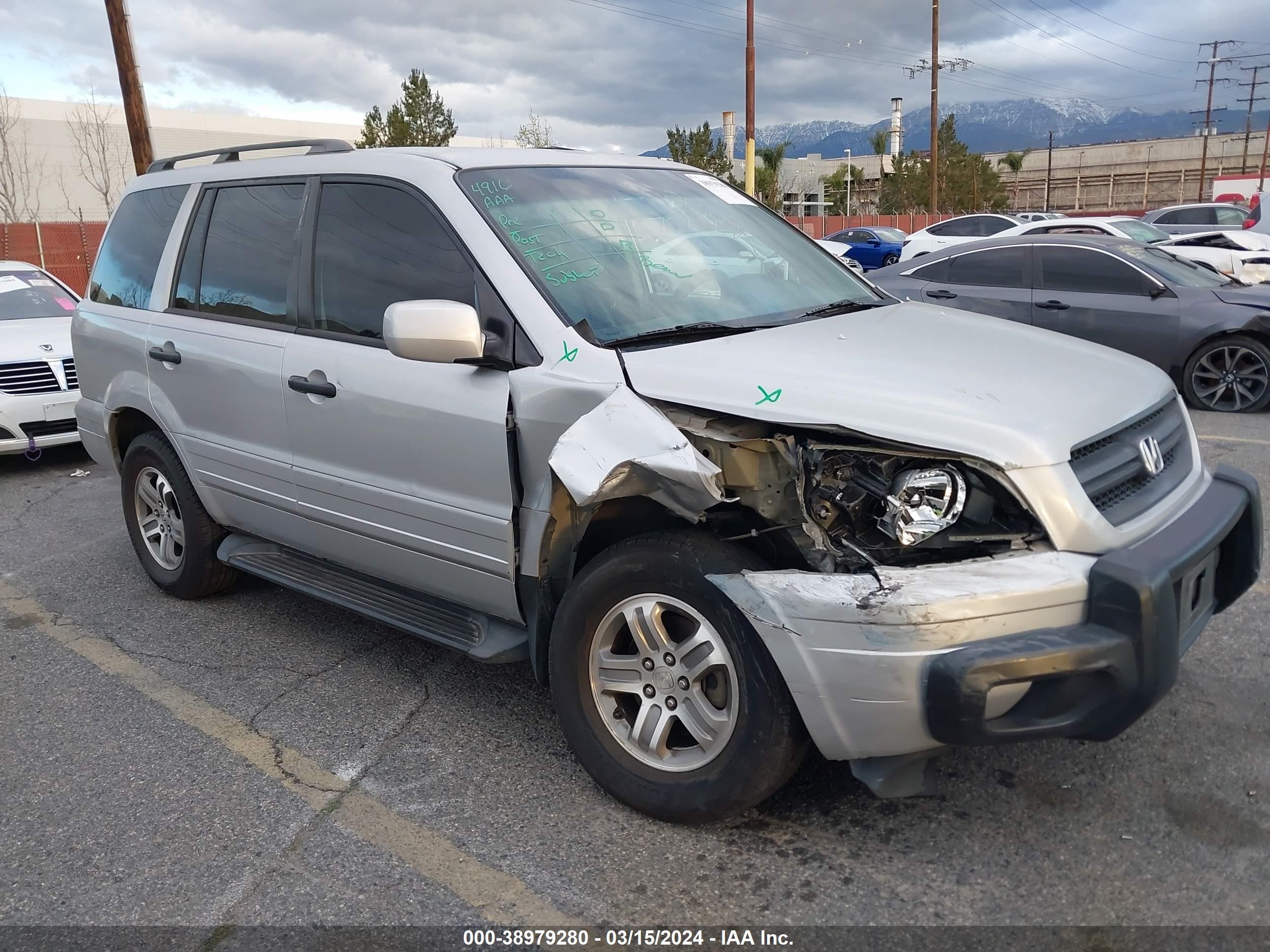 HONDA PILOT 2004 2hkyf18524h516909