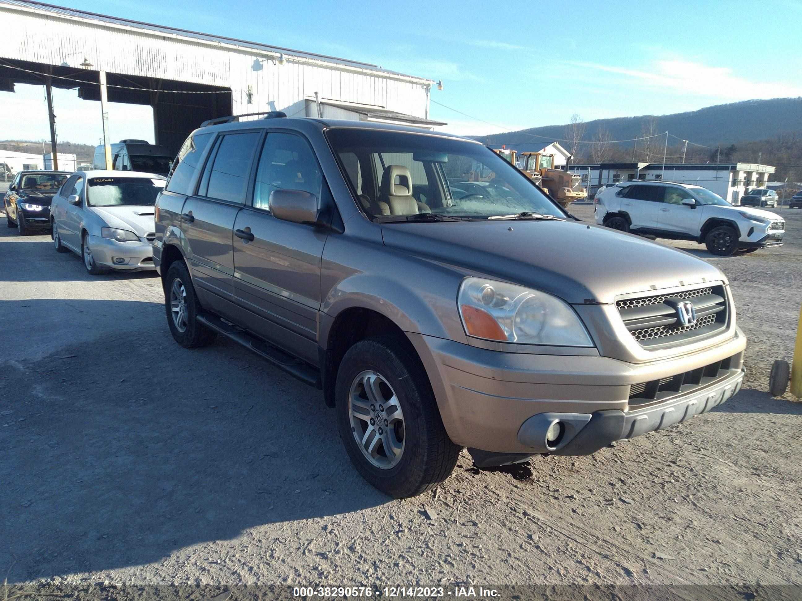 HONDA PILOT 2004 2hkyf18534h573636