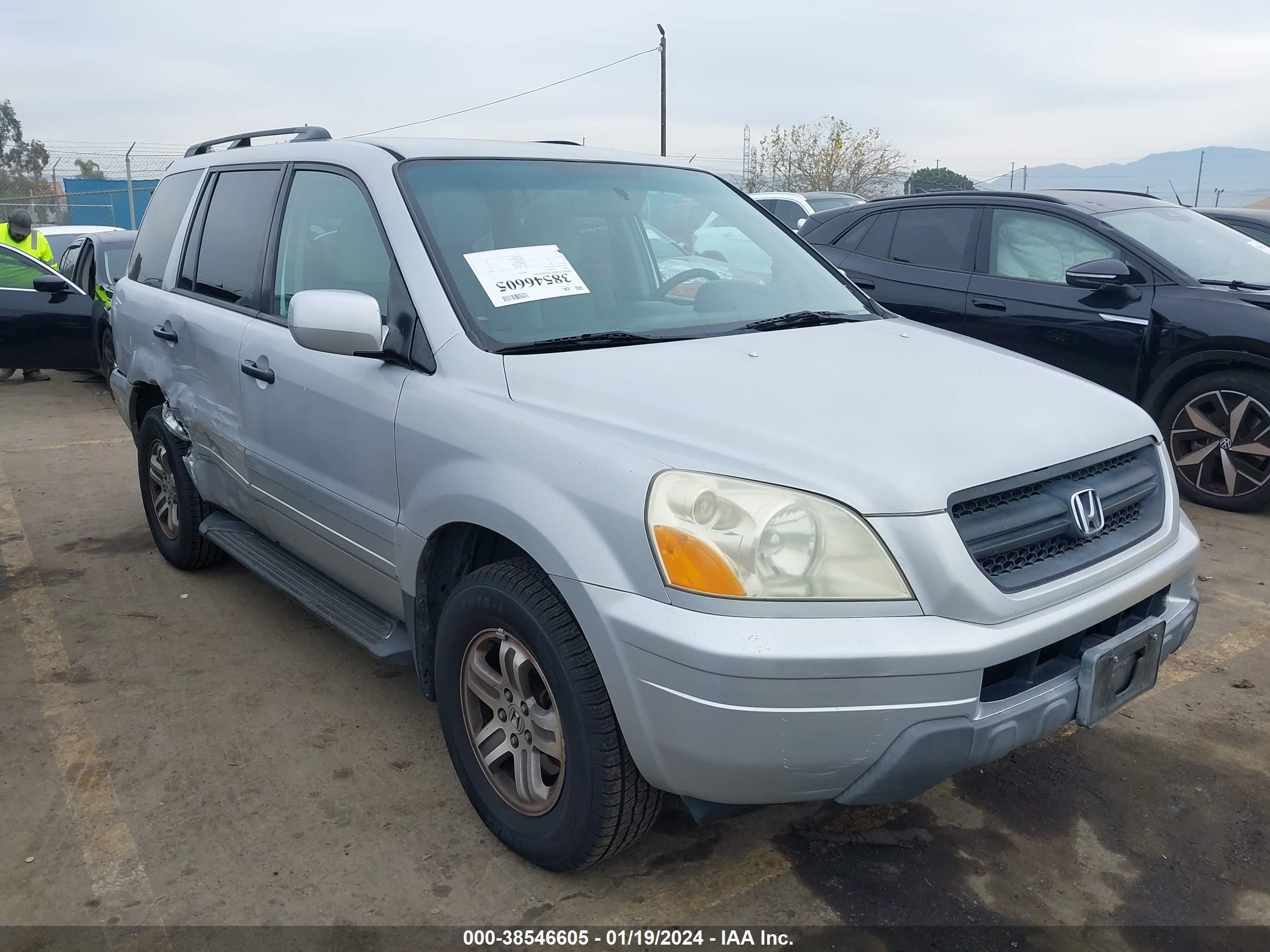 HONDA PILOT 2004 2hkyf18544h569563