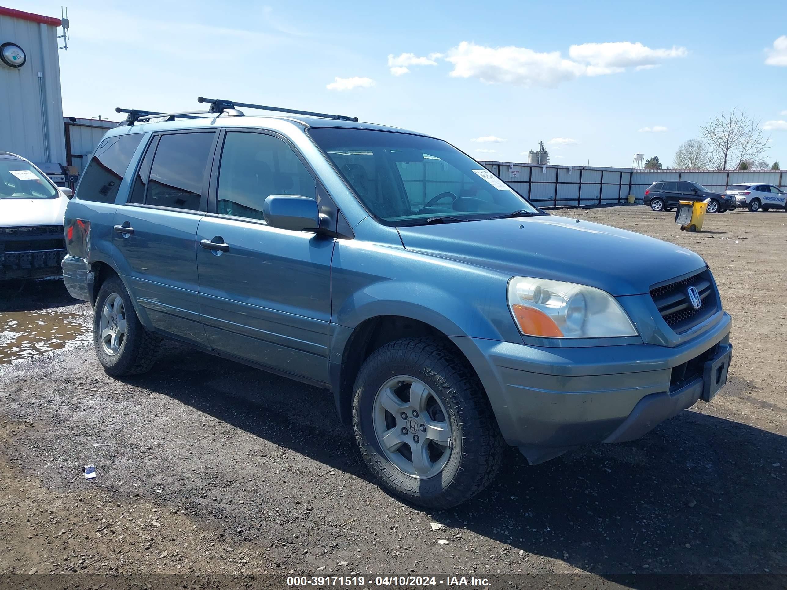 HONDA PILOT 2005 2hkyf18575h523940