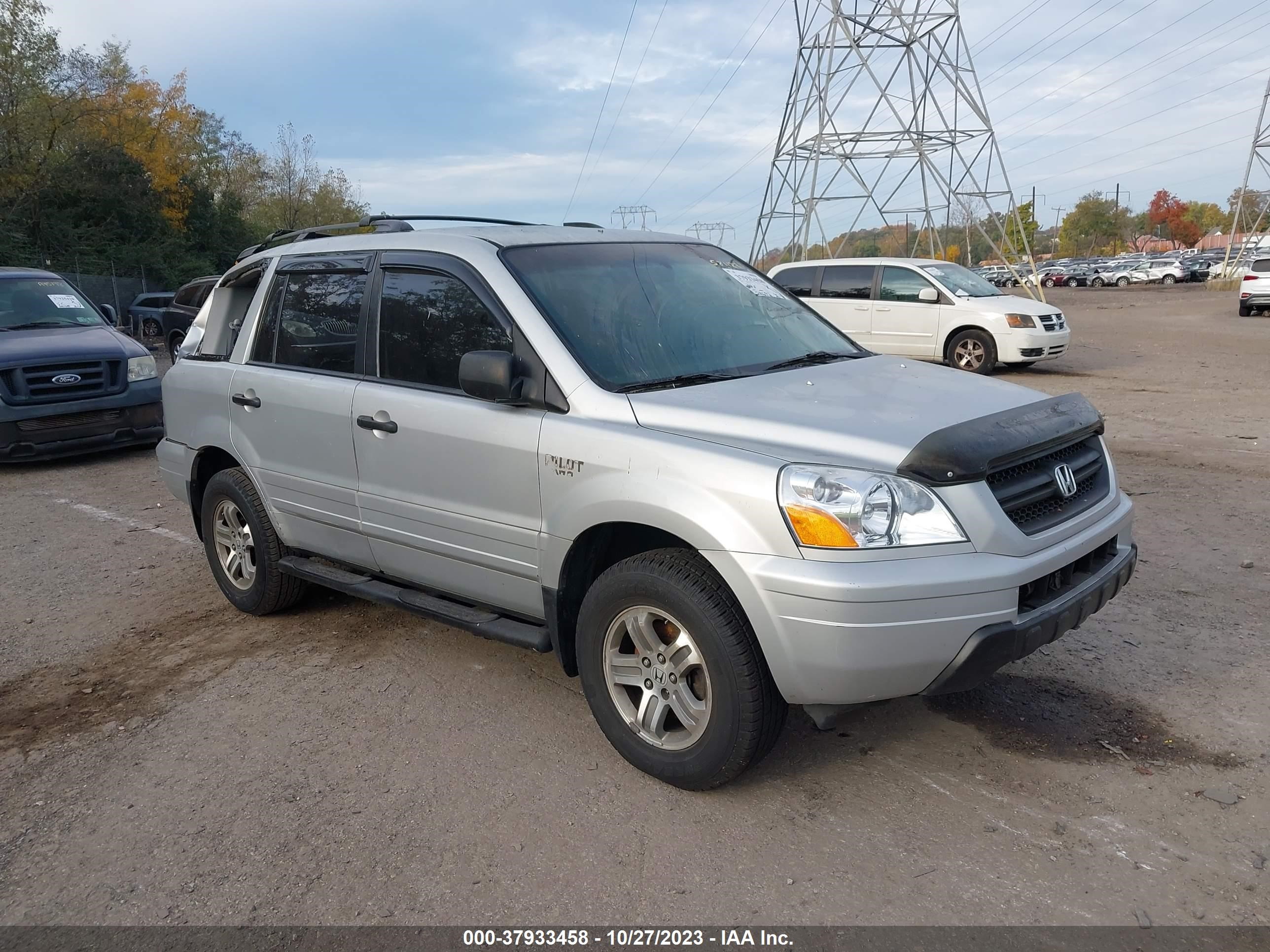 HONDA PILOT 2004 2hkyf18664h581187