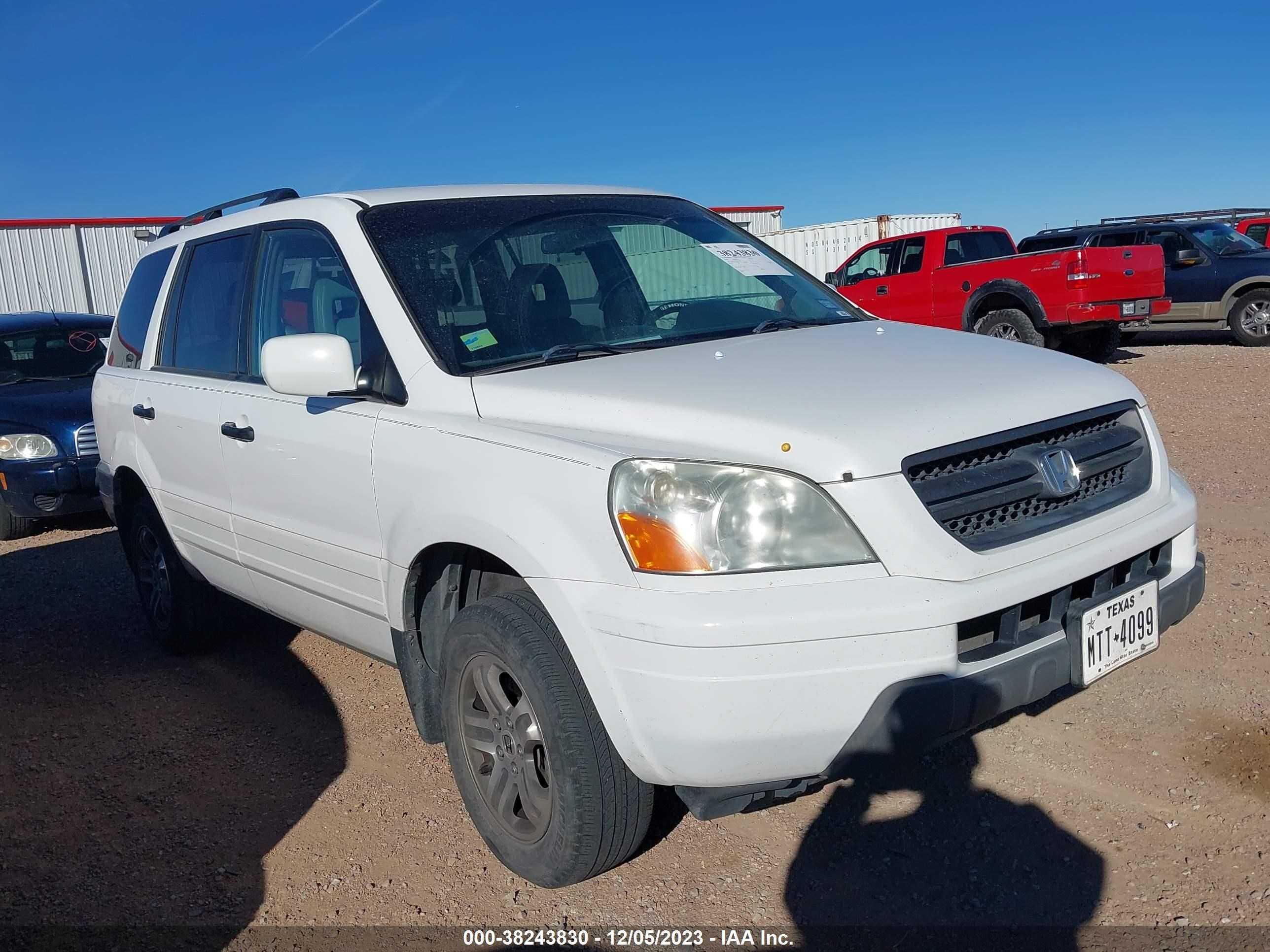 HONDA PILOT 2004 2hkyf18784h525535