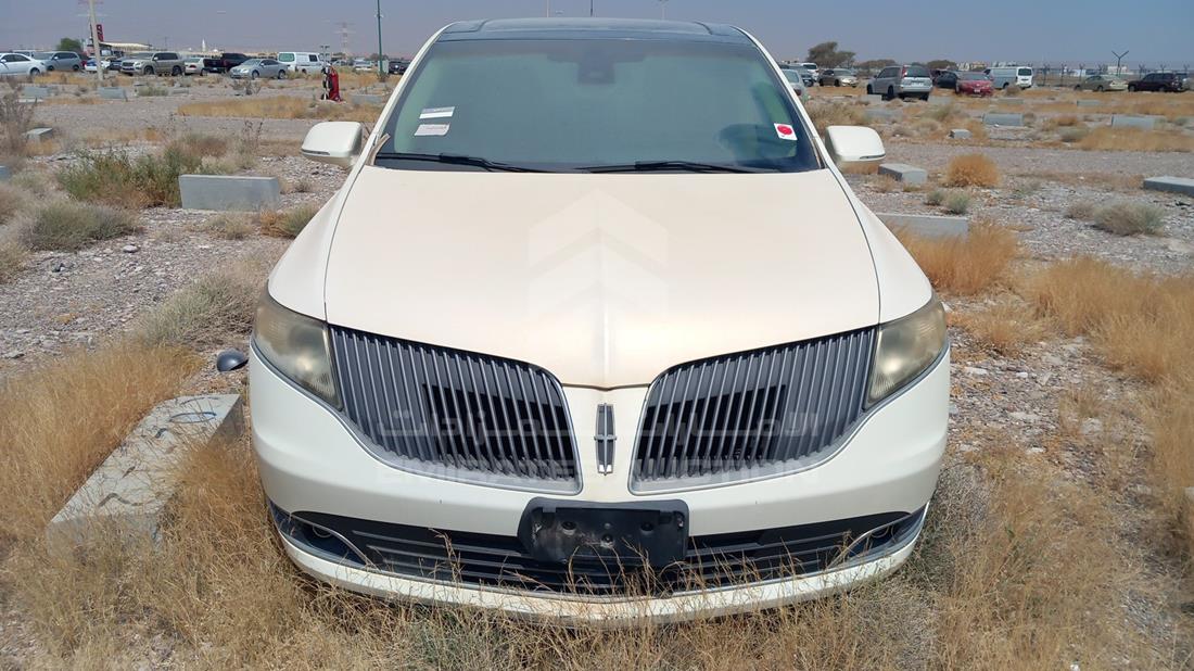 LINCOLN MKT 2014 2lmhj5at0ebl51776