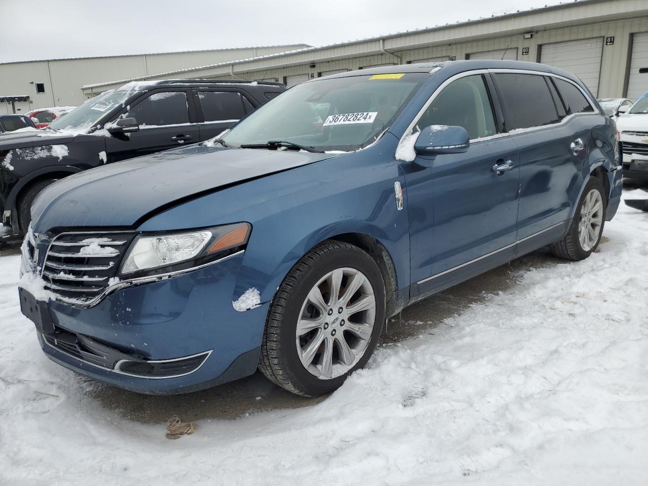 LINCOLN MKT 2018 2lmhj5at0jbl00661