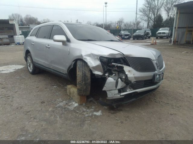 LINCOLN MKT 2013 2lmhj5at1dbl50490